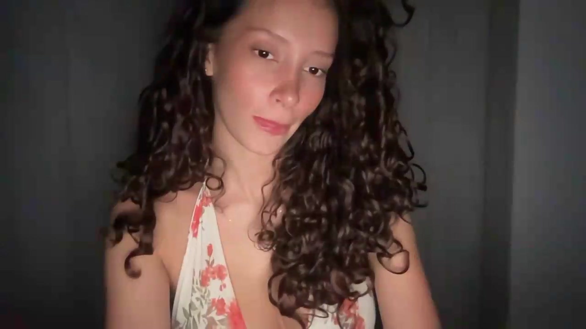 Gallery image thumbnail from SpoiledEllie's myfreecams stream on, 08/28/2026, 04:14 image 11 of 20