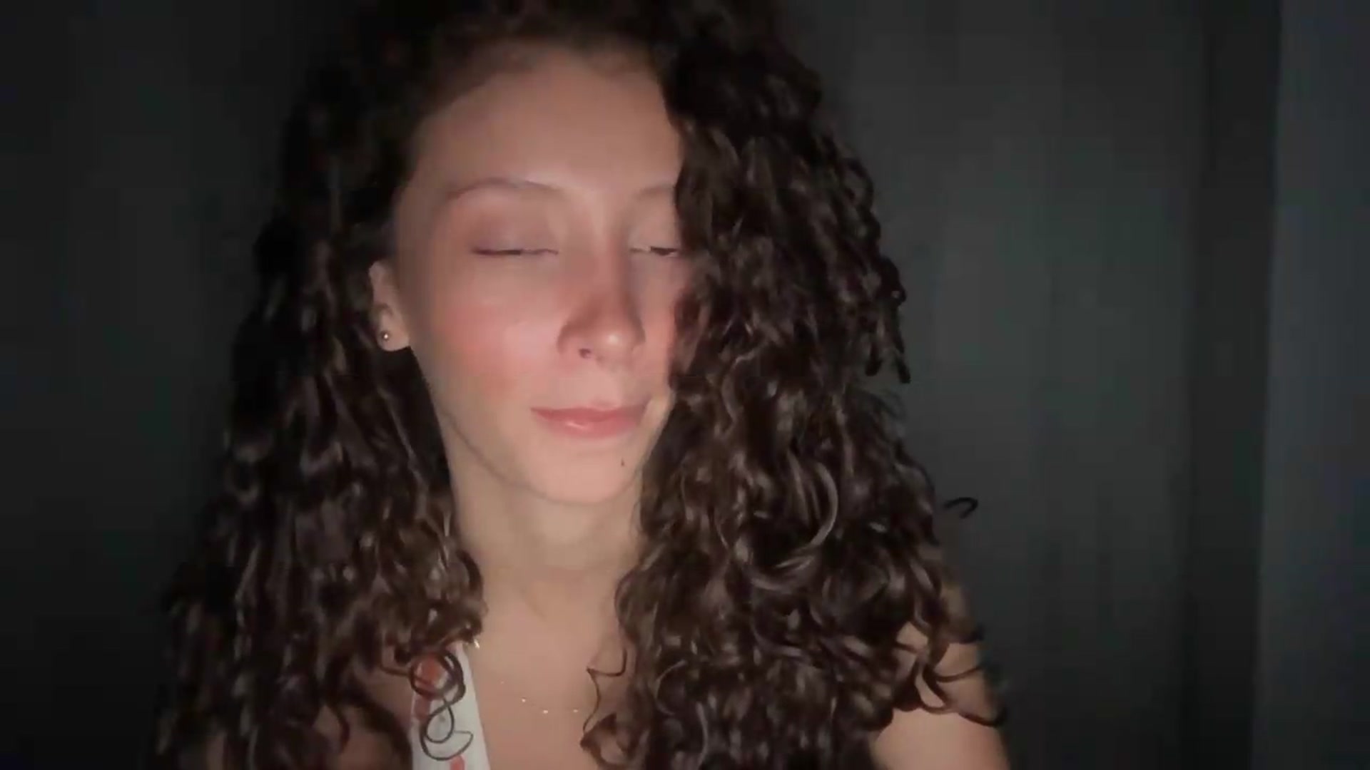 Gallery image thumbnail from SpoiledEllie's myfreecams stream on, 08/28/2026, 04:14 image 15 of 20