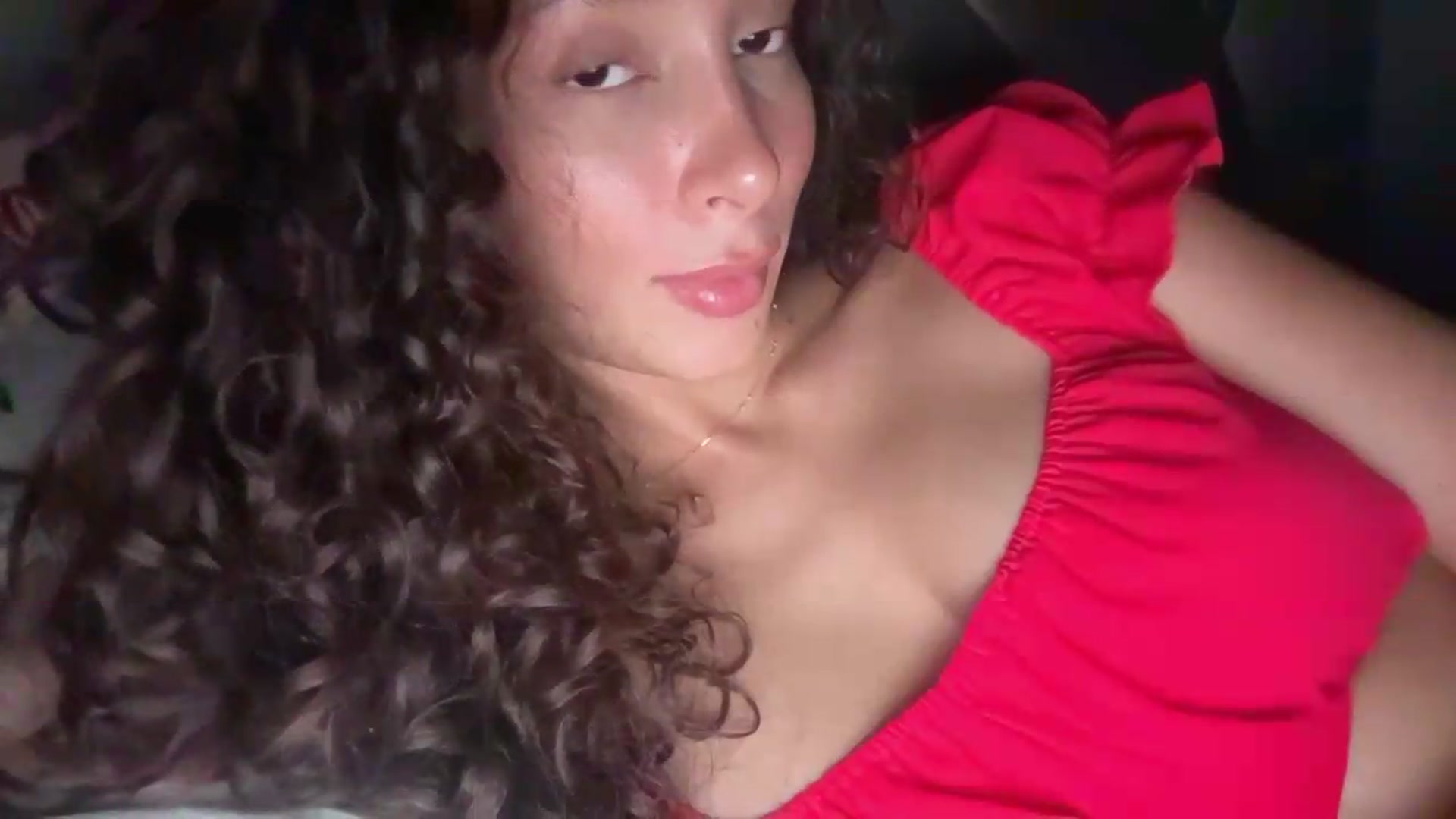 Gallery image thumbnail from SpoiledEllie's myfreecams stream on, 08/29/2026, 06:07 image 17 of 20