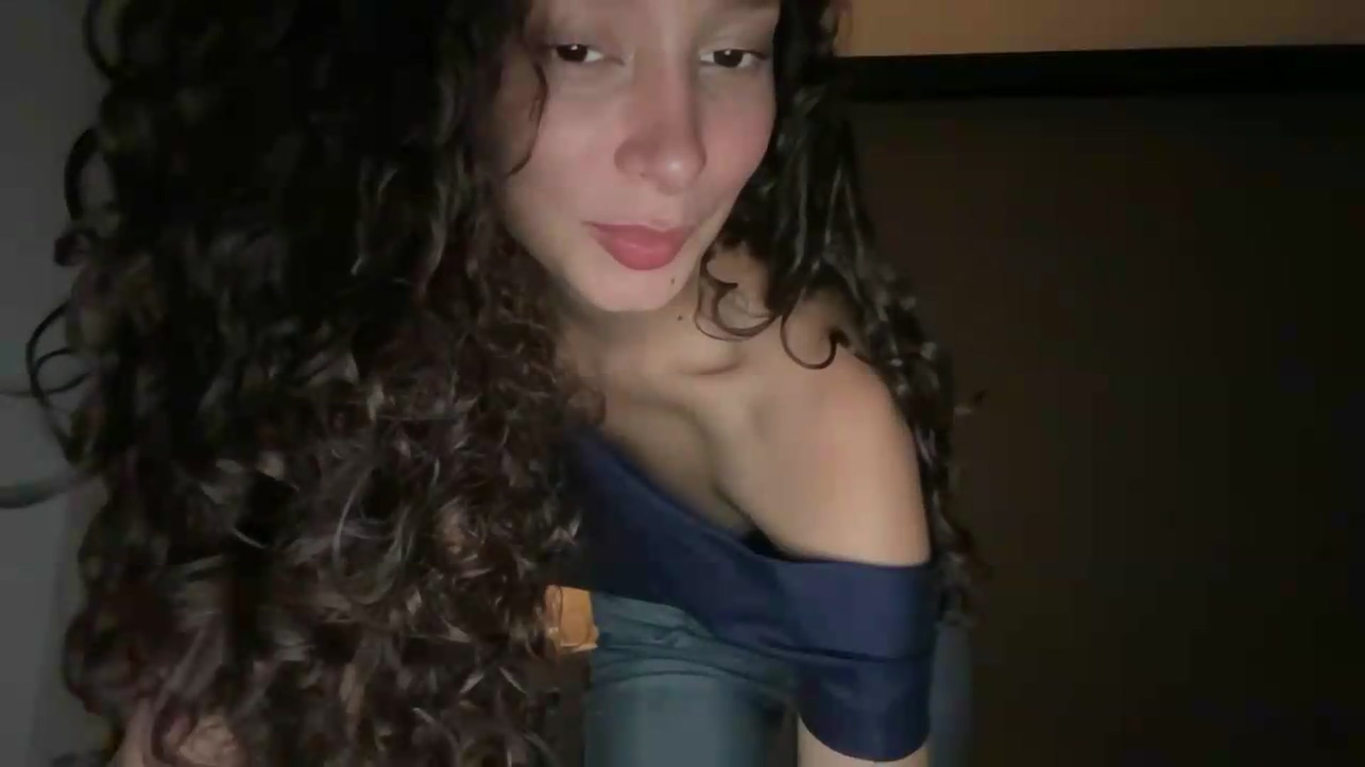 Gallery image thumbnail from SpoiledEllie's myfreecams stream on, 09/10/2026, 07:10 image 5 of 20