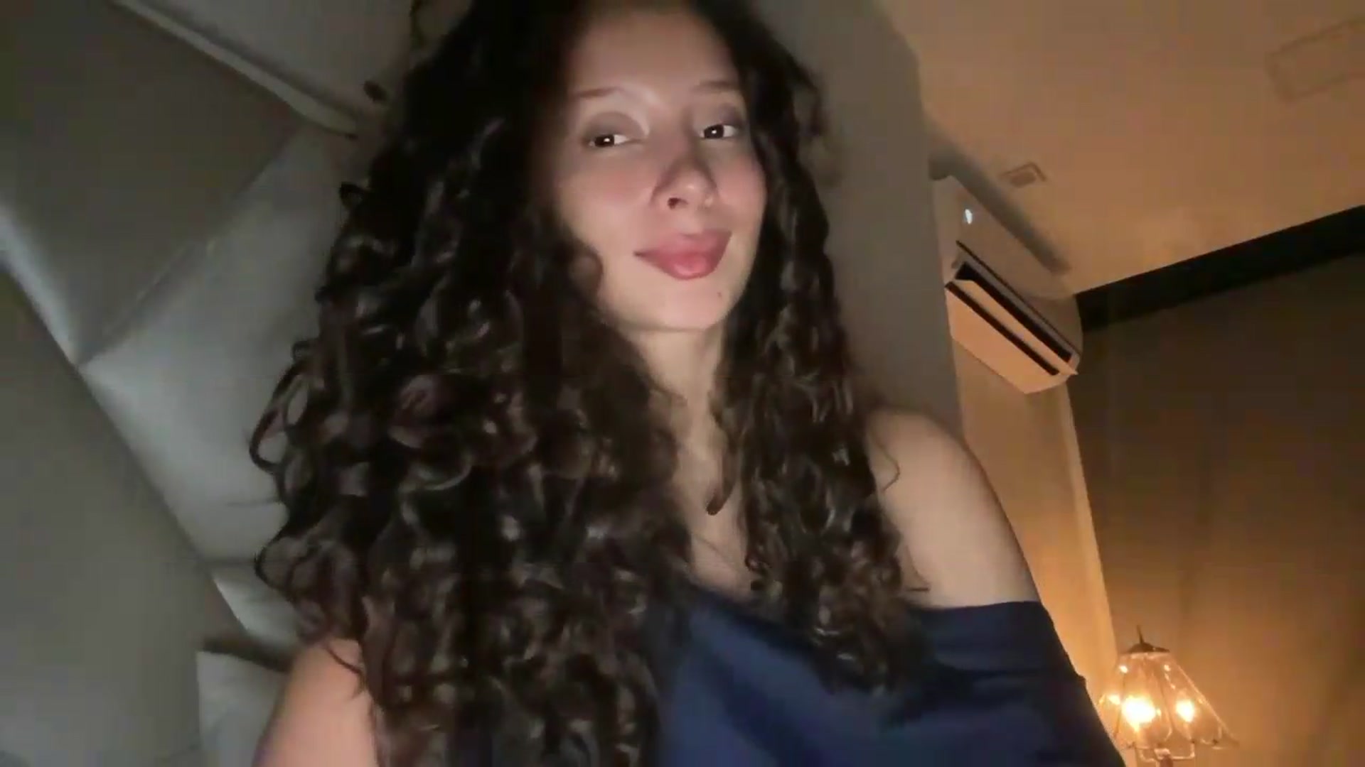 Gallery image thumbnail from SpoiledEllie's myfreecams stream on, 09/10/2026, 07:10 image 15 of 20
