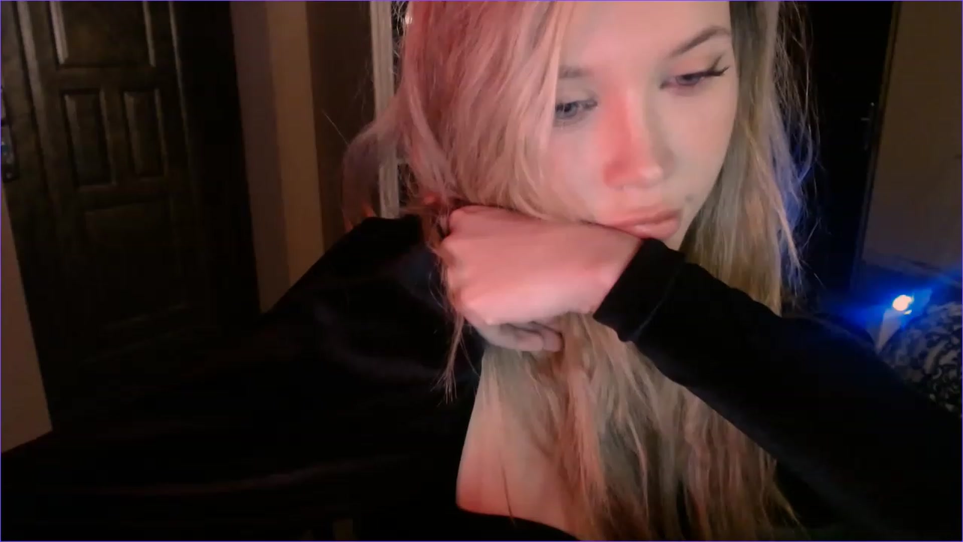 Gallery image thumbnail from SpoiledNess's myfreecams stream on, 11/27/2022, 22:26 image 20 of 20
