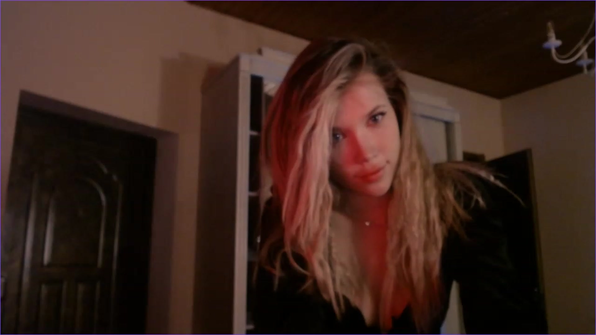 Gallery image thumbnail from SpoiledNess's myfreecams stream on, 11/27/2022, 22:26 image 5 of 20