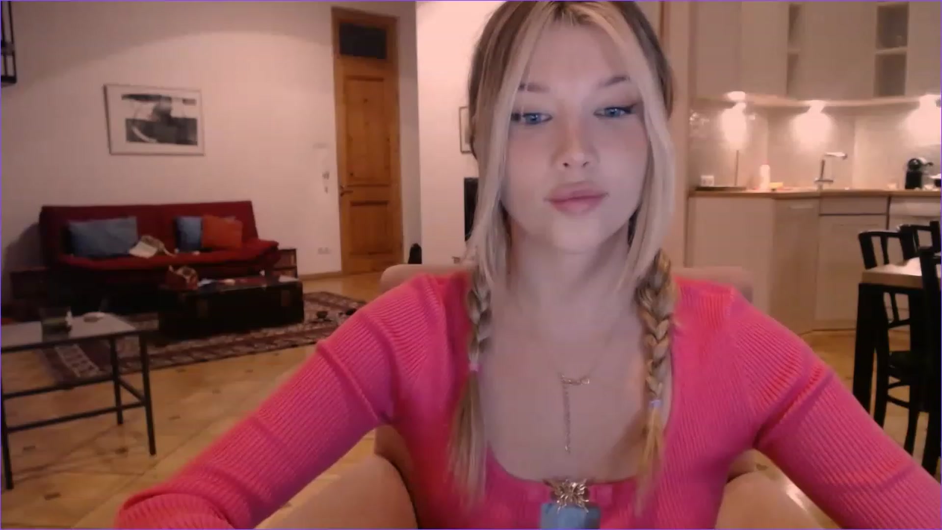Gallery image thumbnail from SpoiledNess's myfreecams stream on, 11/28/2022, 22:17 image 14 of 20