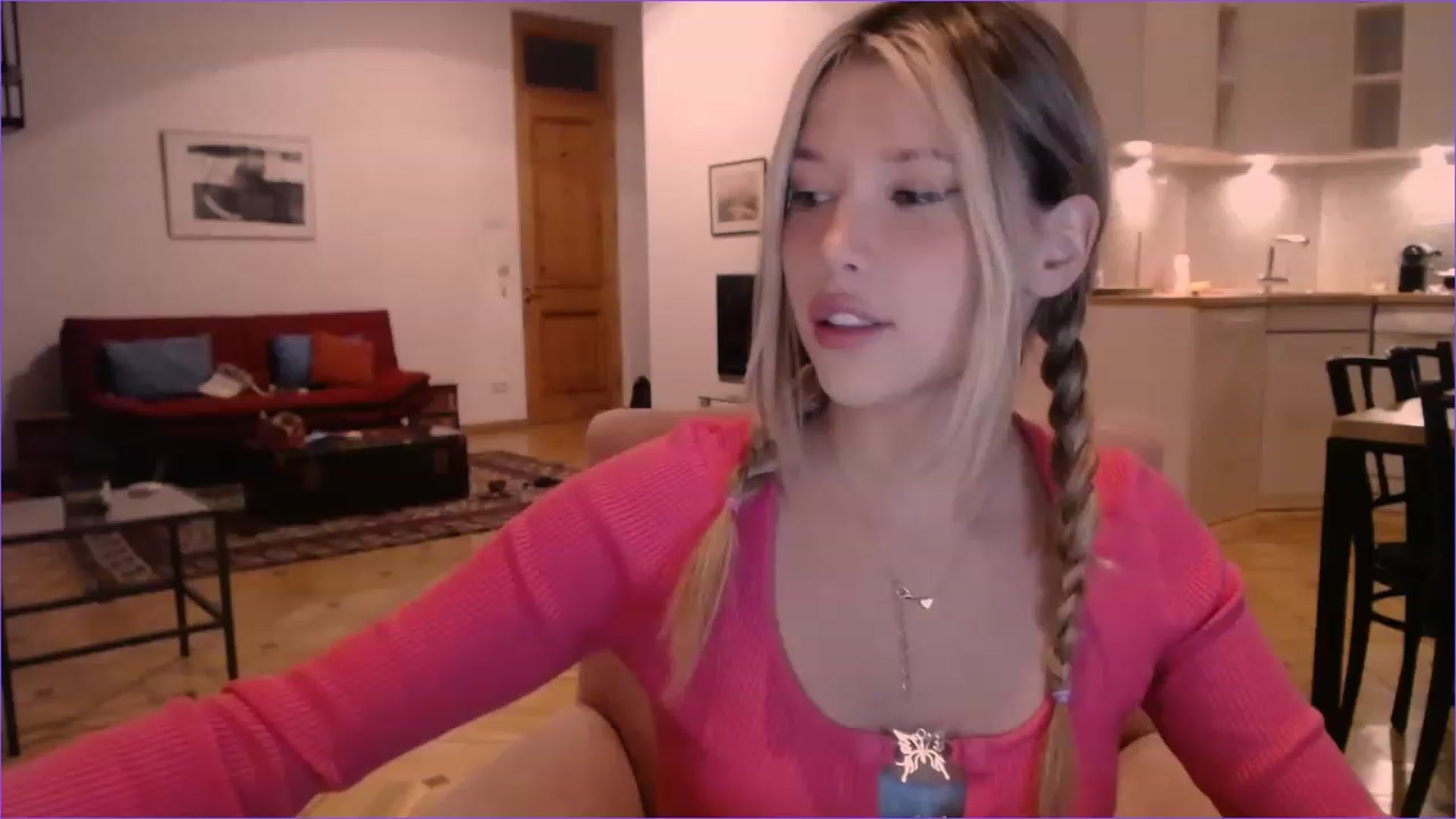 Gallery image thumbnail from SpoiledNess's myfreecams stream on, 11/28/2022, 22:17 image 2 of 20