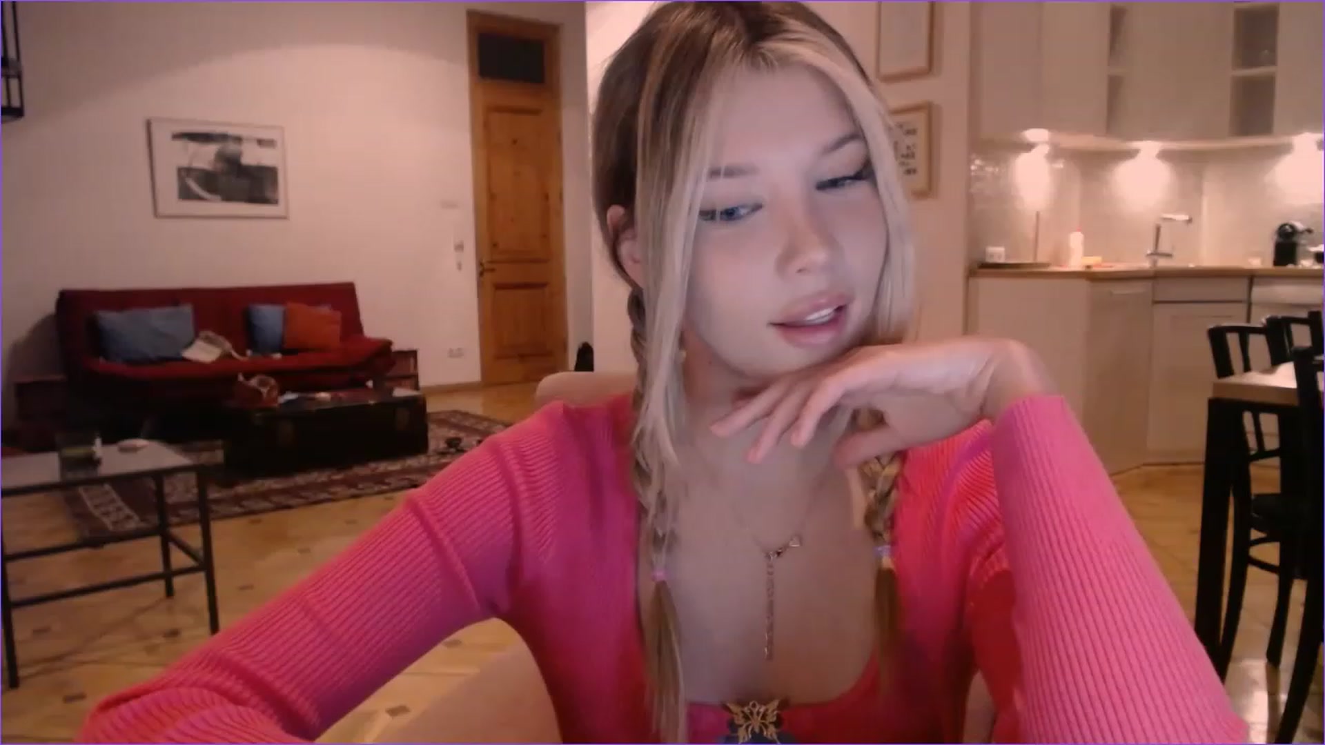 Gallery image thumbnail from SpoiledNess's myfreecams stream on, 11/28/2022, 22:17 image 11 of 20