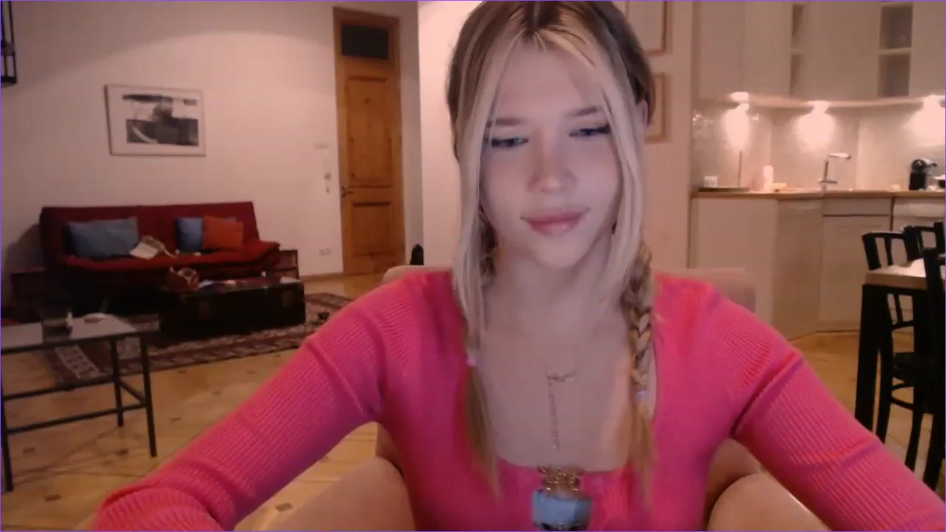 Gallery image thumbnail from SpoiledNess's myfreecams stream on, 11/28/2022, 22:17 image 19 of 20