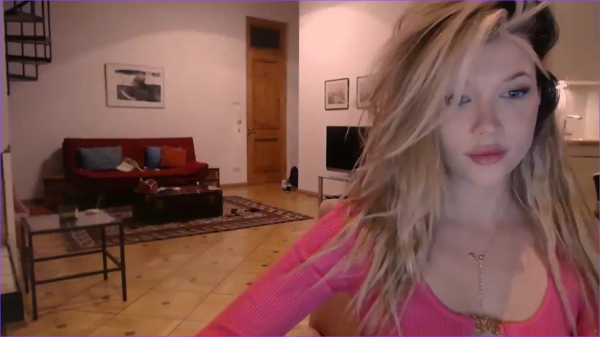 Gallery image thumbnail from SpoiledNess's myfreecams stream on, 11/29/2022, 24:04 image 8 of 20