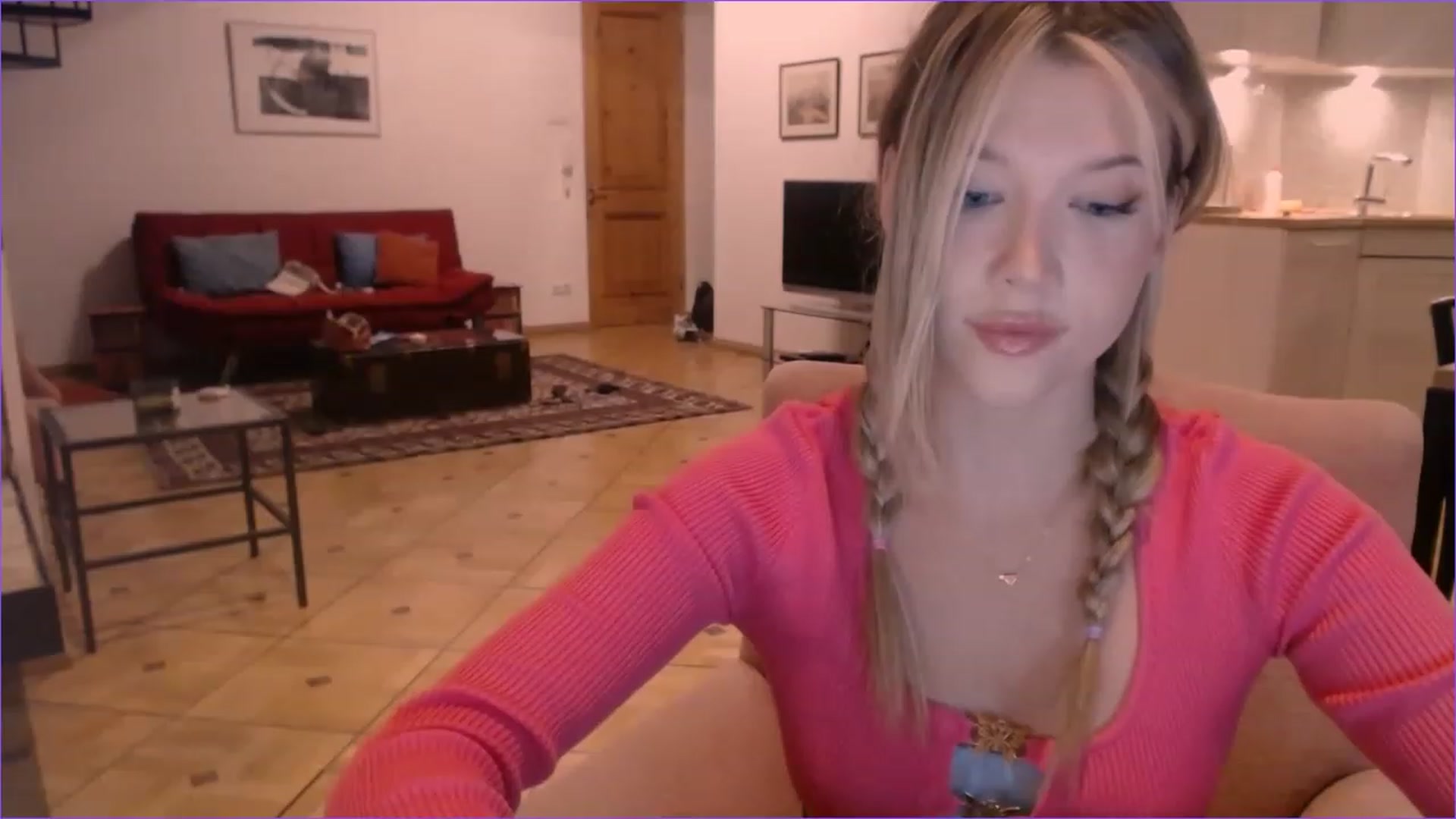 Gallery image thumbnail from SpoiledNess's myfreecams stream on, 11/29/2022, 24:04 image 6 of 20