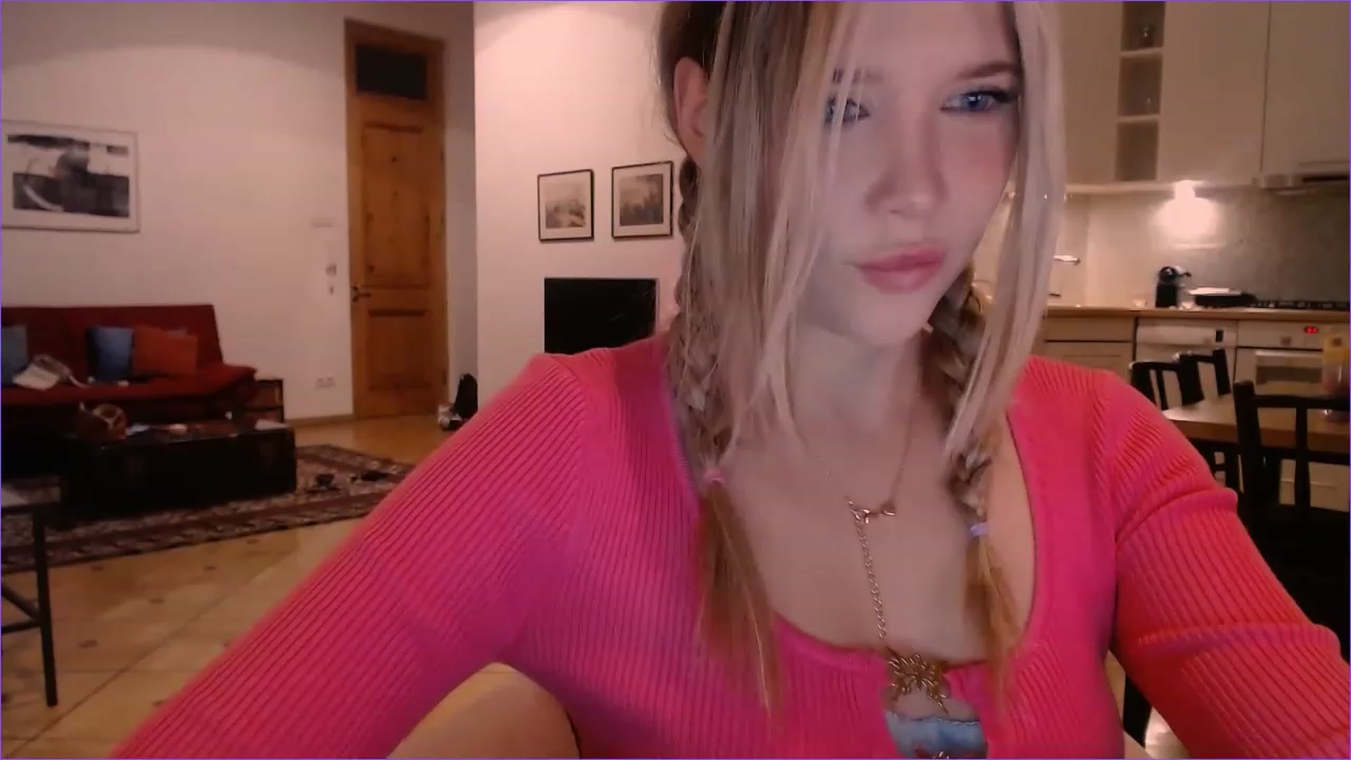 Gallery image thumbnail from SpoiledNess's myfreecams stream on, 11/29/2022, 24:04 image 3 of 20