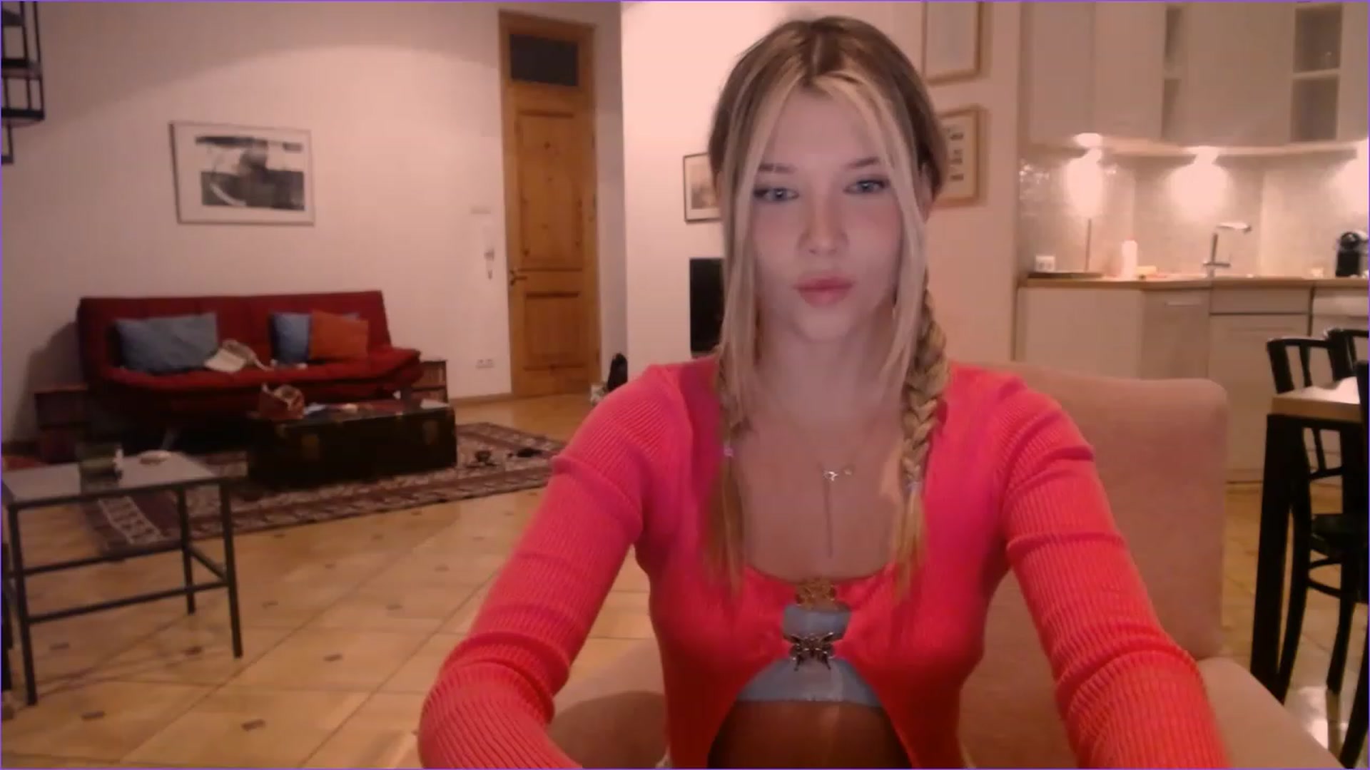 Gallery image thumbnail from SpoiledNess's myfreecams stream on, 11/29/2022, 24:04 image 1 of 20