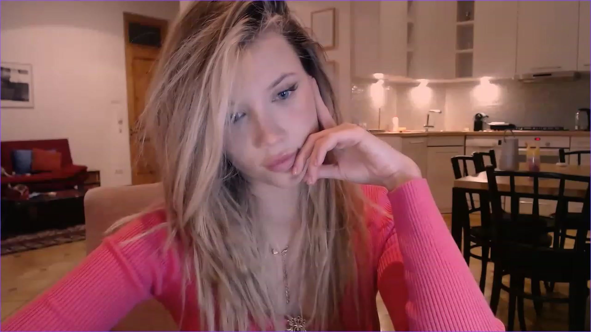 Gallery image thumbnail from SpoiledNess's myfreecams stream on, 11/29/2022, 01:02 image 14 of 20