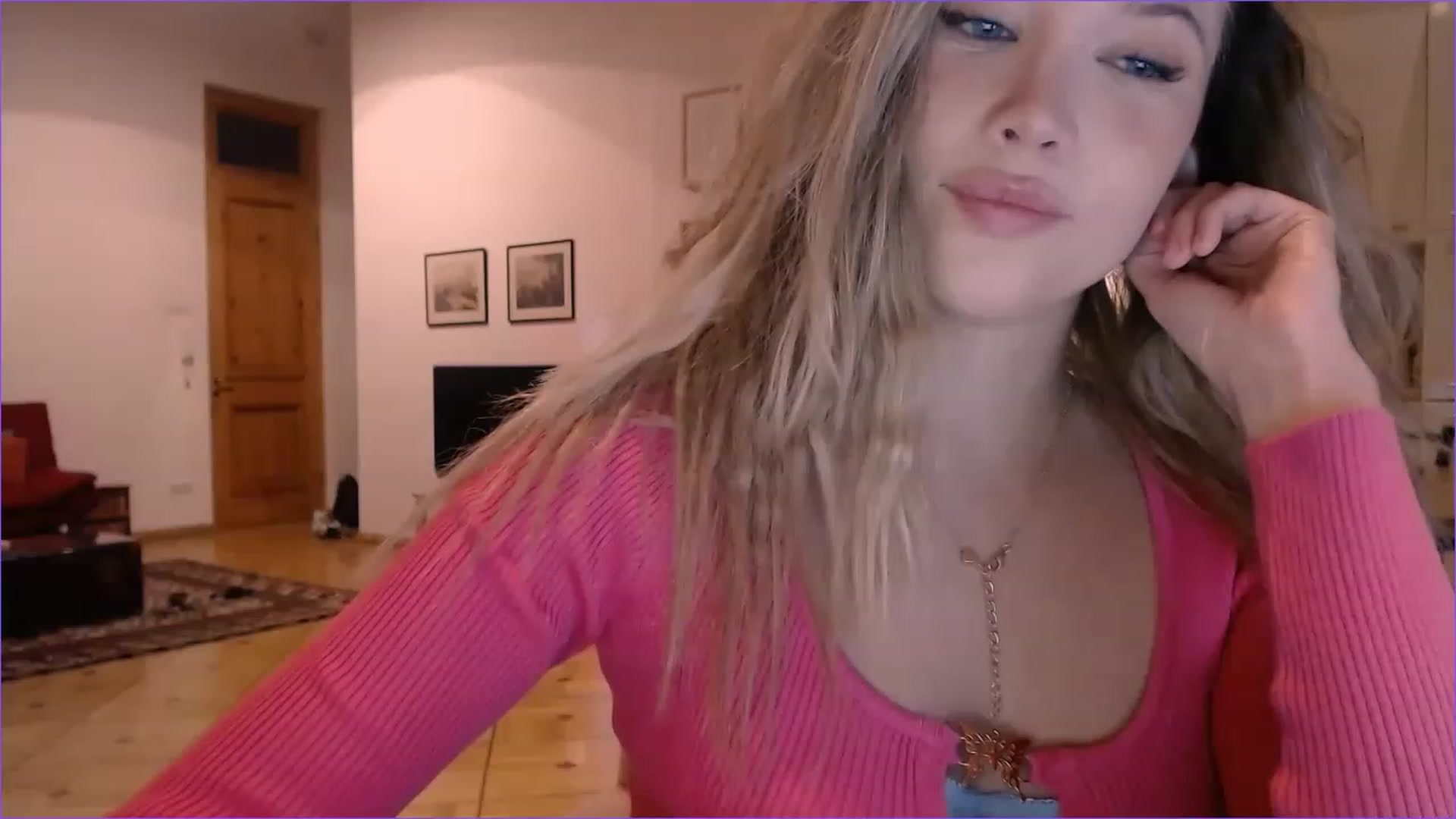 Gallery image thumbnail from SpoiledNess's myfreecams stream on, 11/29/2022, 01:02 image 1 of 20