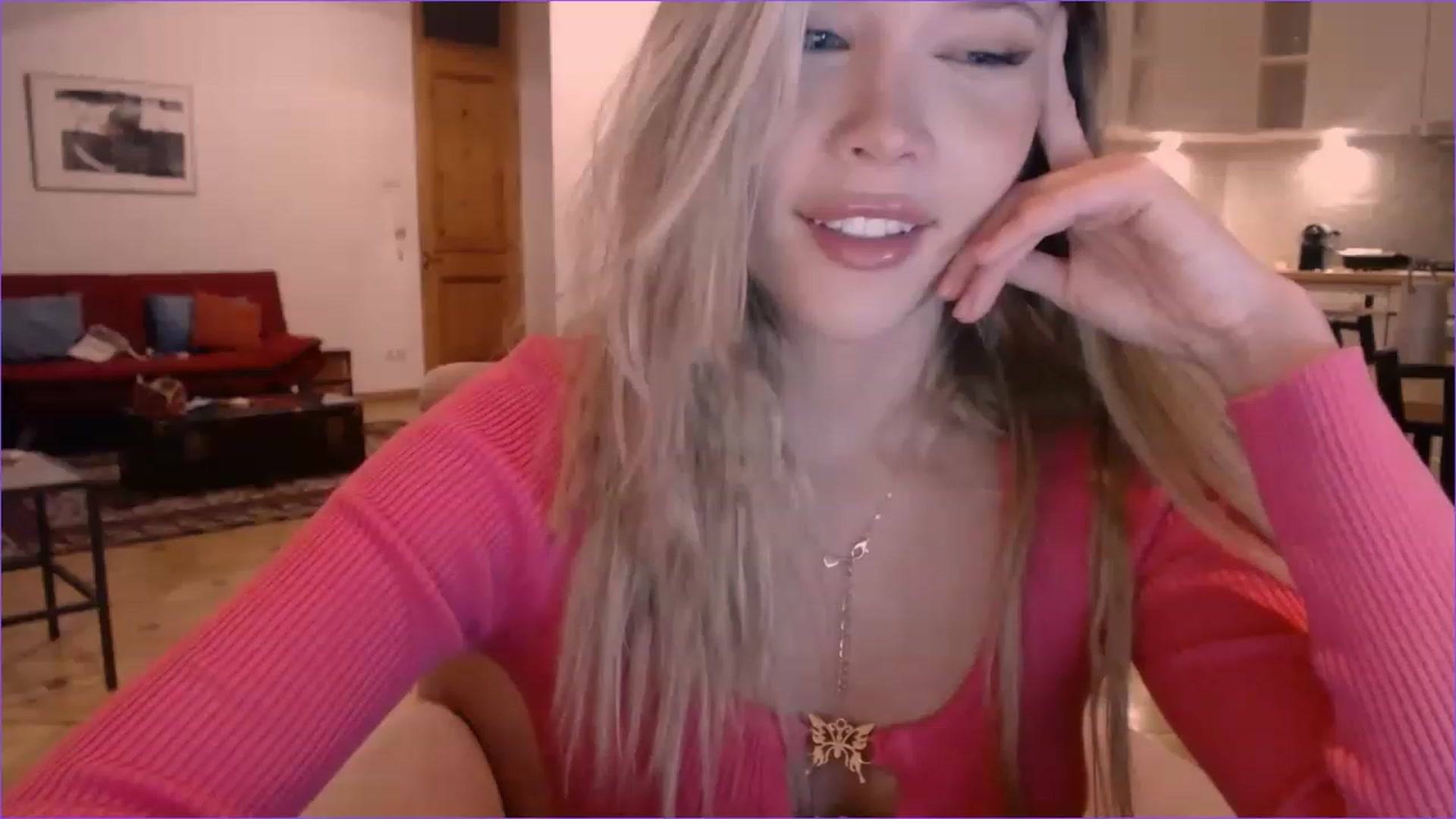 Gallery image thumbnail from SpoiledNess's myfreecams stream on, 11/29/2022, 01:02 image 19 of 20
