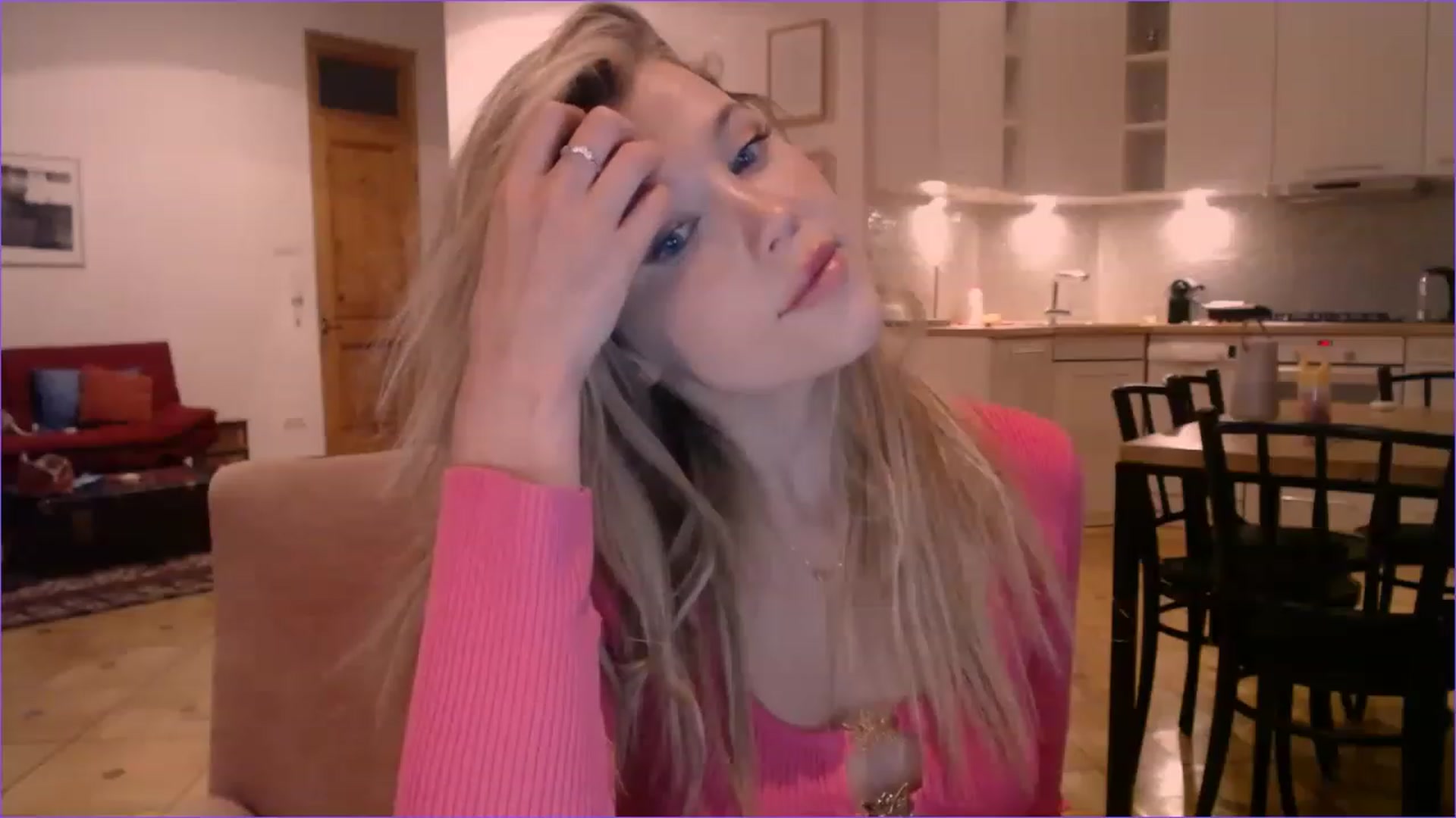 Gallery image thumbnail from SpoiledNess's myfreecams stream on, 11/29/2022, 01:02 image 12 of 20