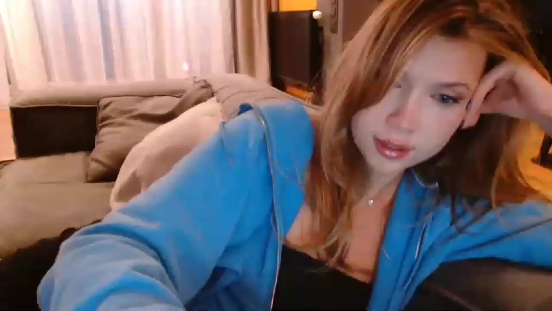 Gallery image thumbnail from SpoiledNess's myfreecams stream on, 05/15/2023, 02:35 image 2 of 20