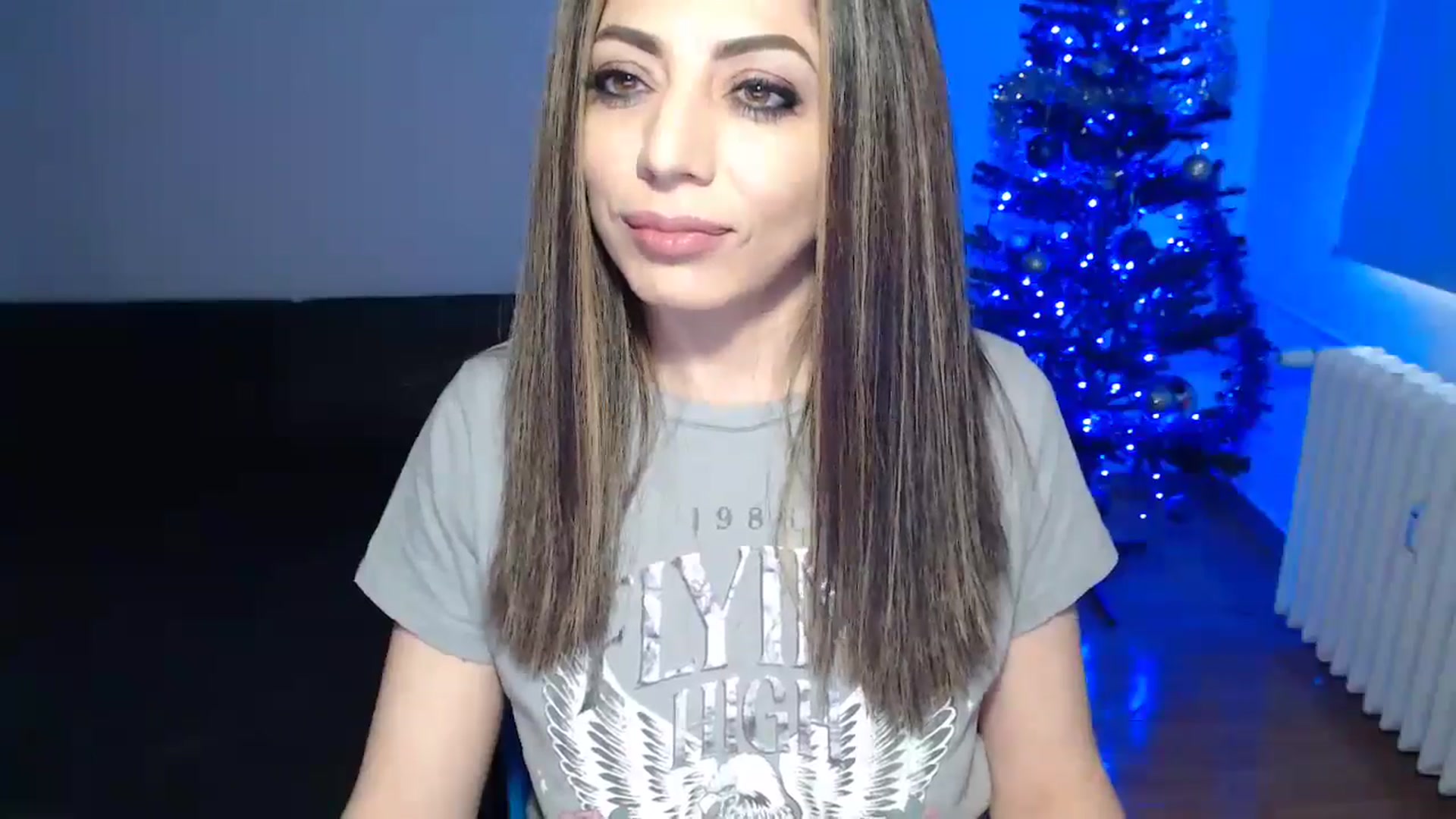 Gallery image thumbnail from Spoiled_Doll's myfreecams stream on, 12/25/2024, 12:19 image 4 of 20