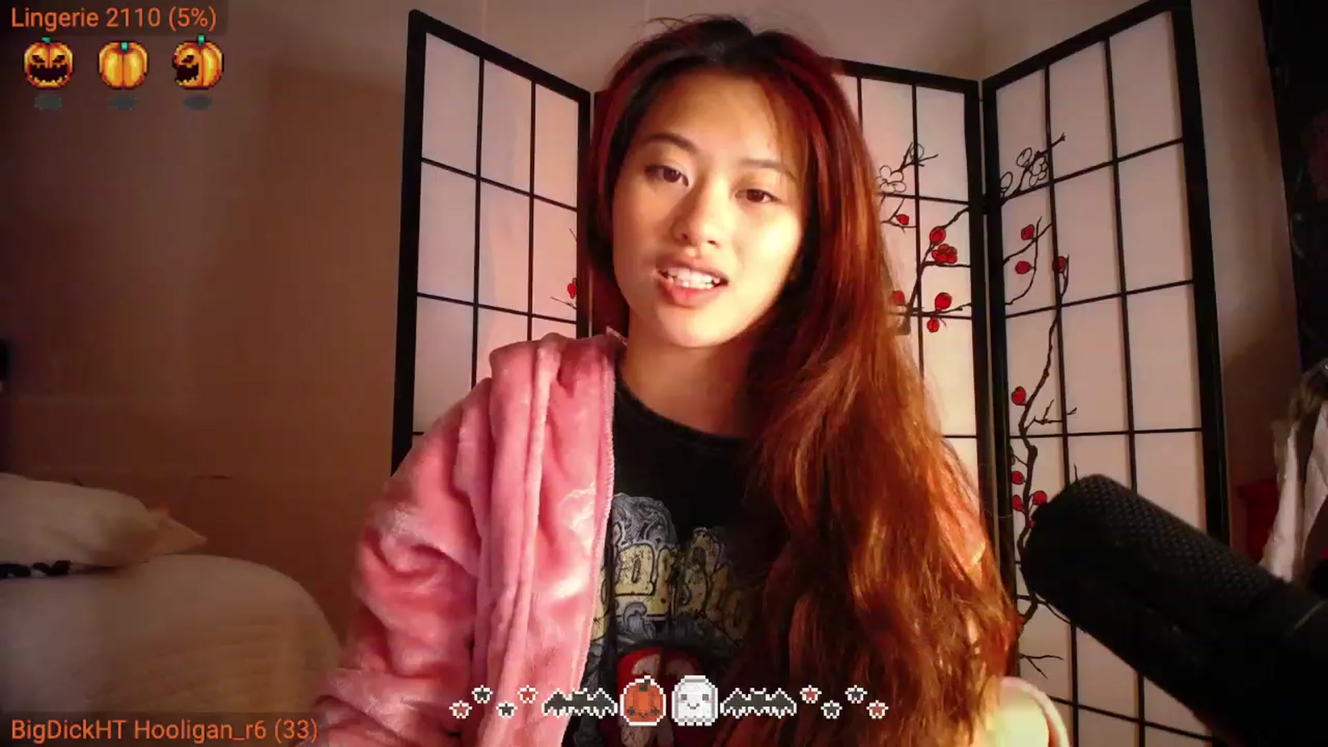 Gallery image thumbnail from SpookyDelulu's myfreecams stream on, 10/25/2023, 03:20 image 19 of 20