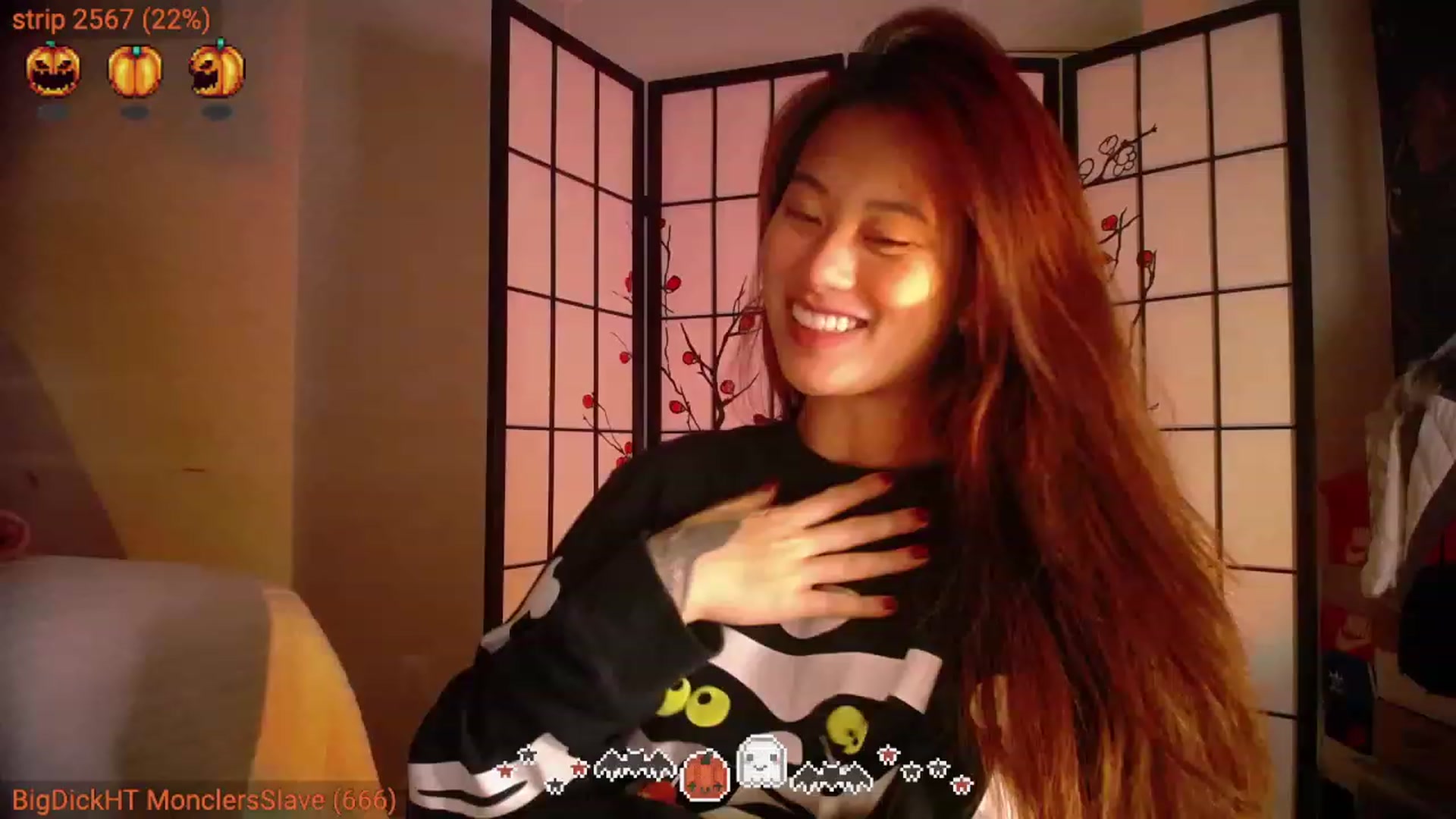 Gallery image thumbnail from SpookyDelulu's myfreecams stream on, 10/31/2023, 04:43 image 5 of 20