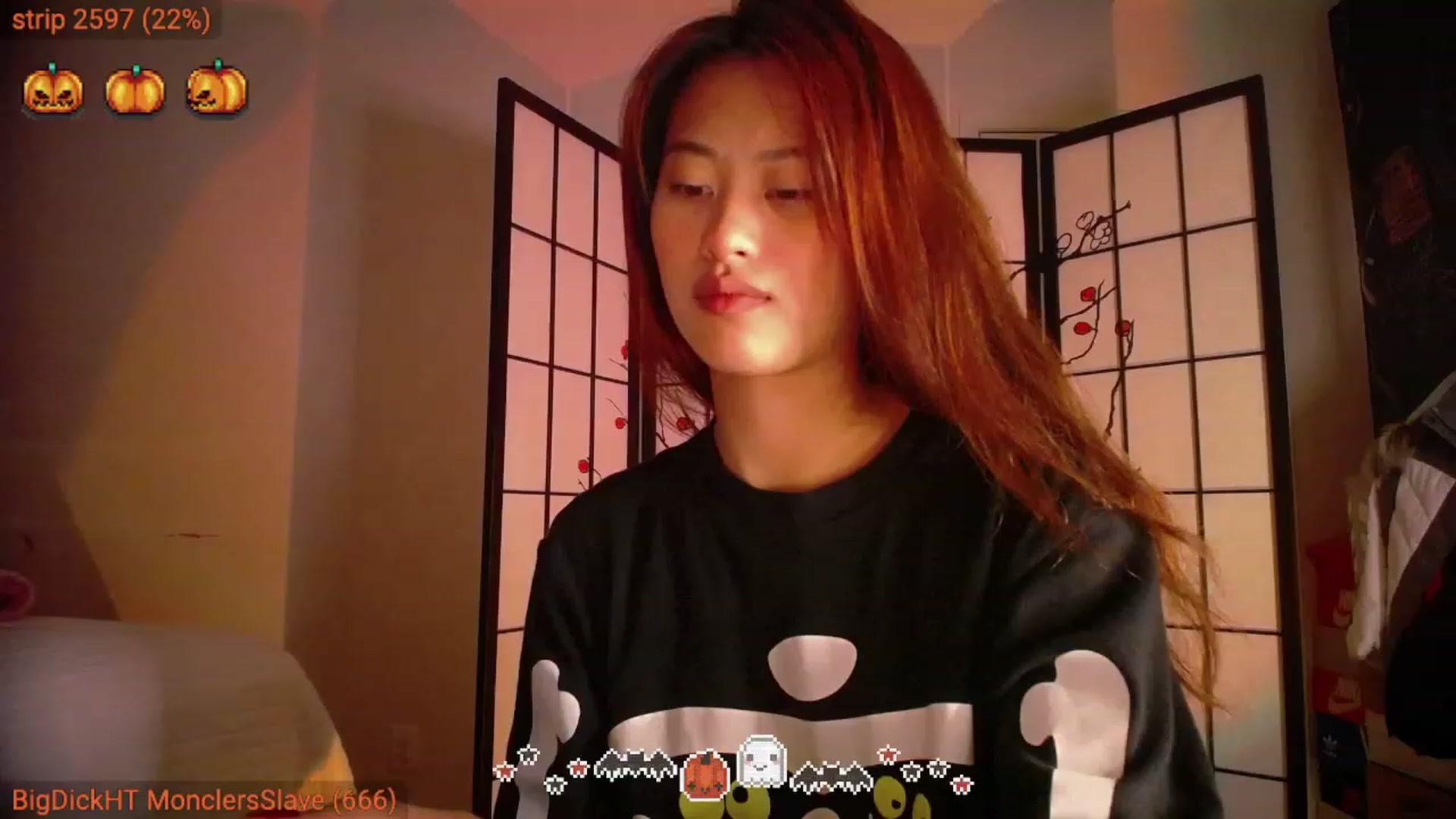 Gallery image thumbnail from SpookyDelulu's myfreecams stream on, 10/31/2023, 04:43 image 3 of 20