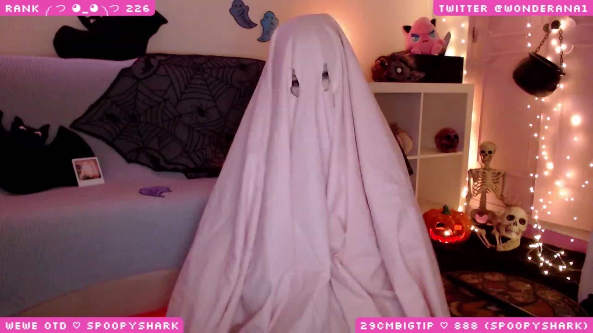 Gallery image thumbnail from SpoopyBish's myfreecams stream on, 10/02/2023, 24:34 image 20 of 20