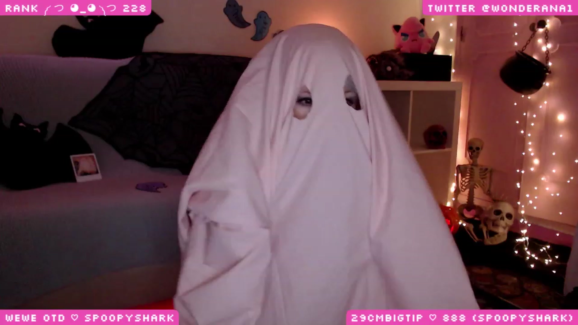 Gallery image thumbnail from SpoopyBish's myfreecams stream on, 10/02/2023, 03:20 image 1 of 20