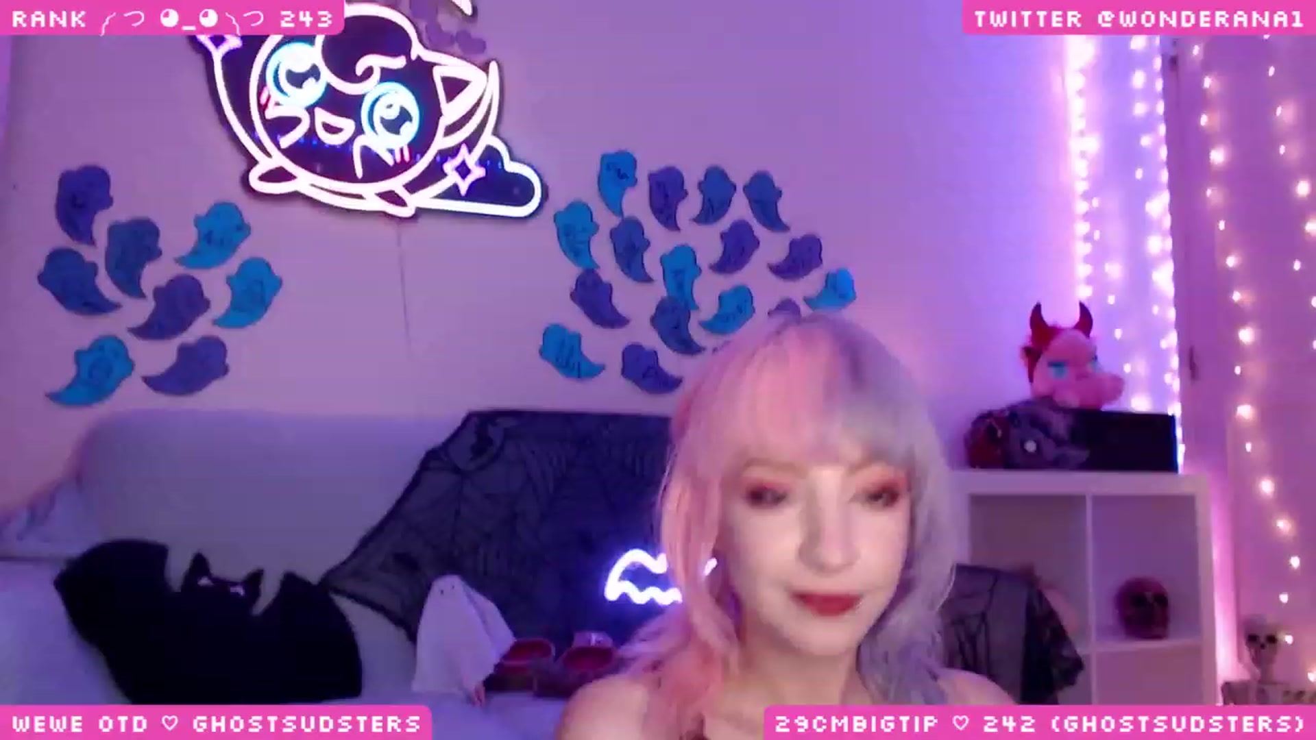 Gallery image thumbnail from SpoopyBish's myfreecams stream on, 10/07/2023, 24:00 image 9 of 20