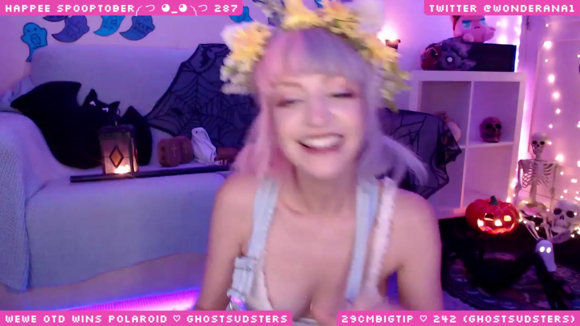 Gallery image thumbnail from SpoopyBish's myfreecams stream on, 10/08/2023, 24:36 image 6 of 20