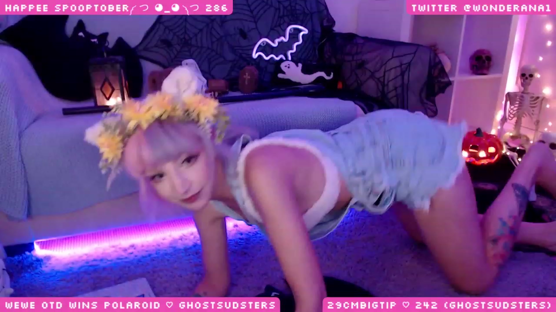 Gallery image thumbnail from SpoopyBish's myfreecams stream on, 10/08/2023, 24:36 image 8 of 20