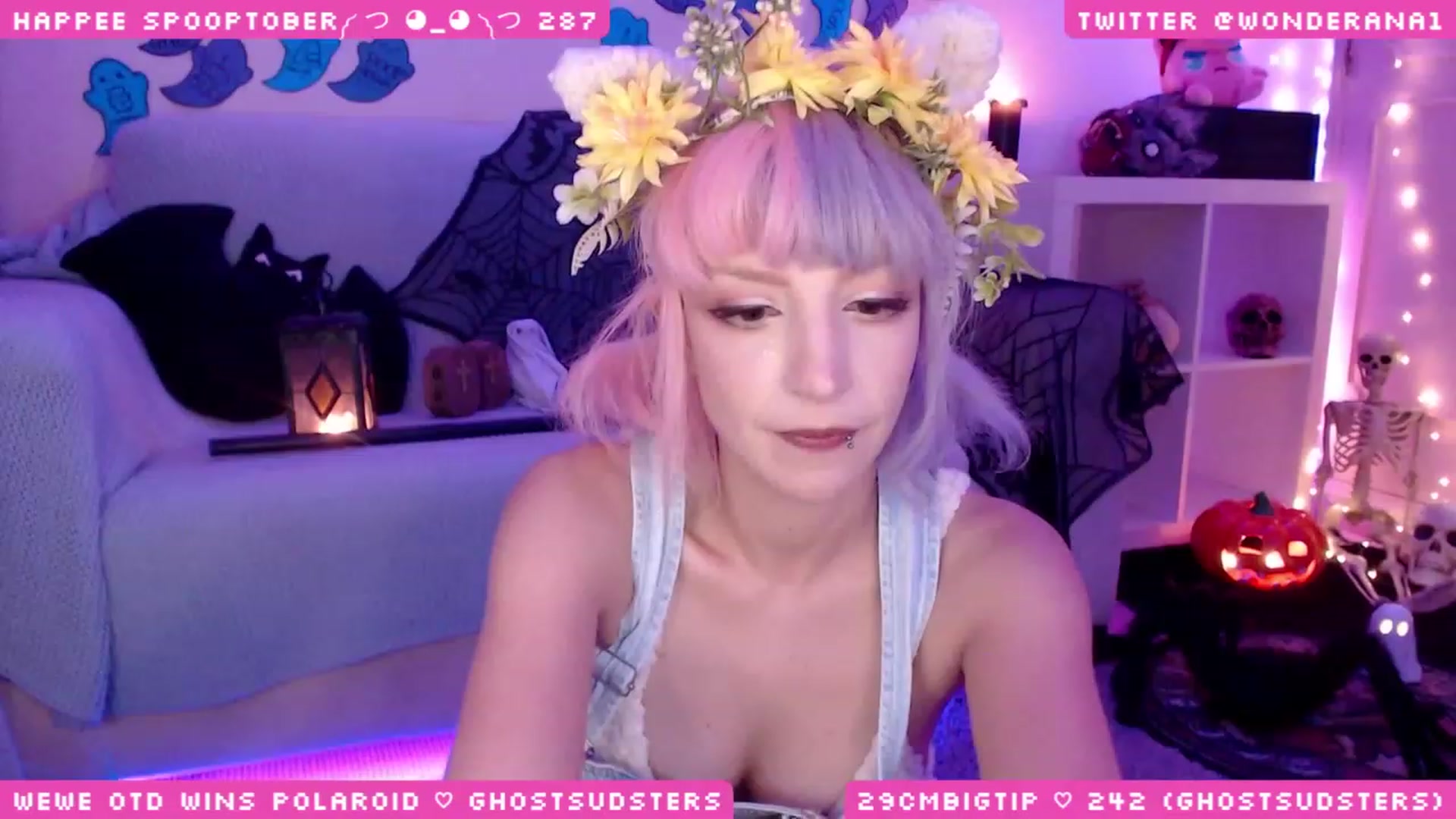 Gallery image thumbnail from SpoopyBish's myfreecams stream on, 10/08/2023, 24:36 image 5 of 20