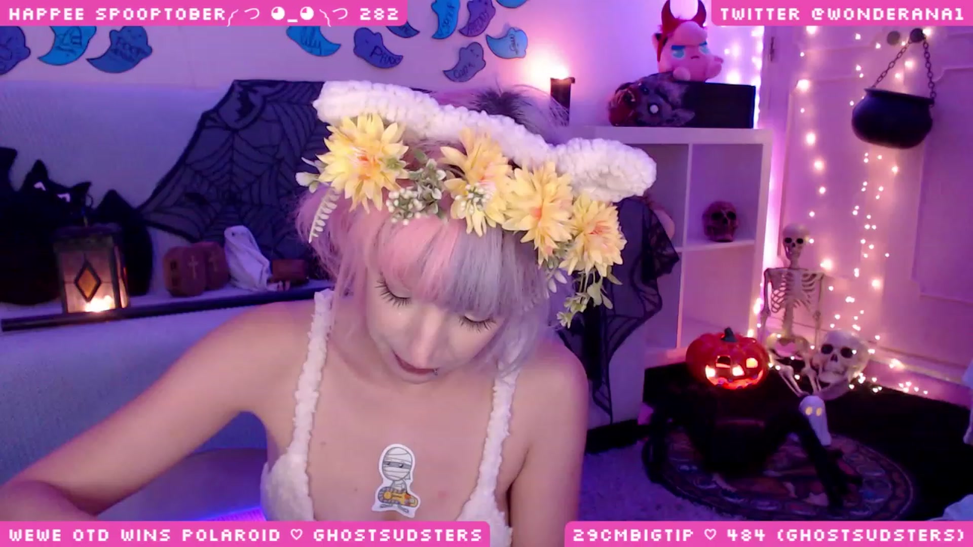 Gallery image thumbnail from SpoopyBish's myfreecams stream on, 10/08/2023, 01:01 image 19 of 20