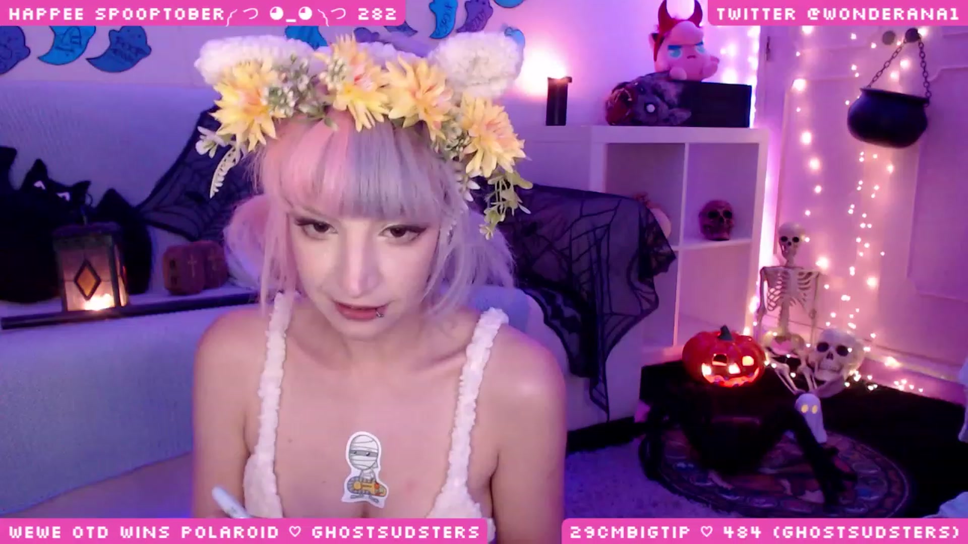 Gallery image thumbnail from SpoopyBish's myfreecams stream on, 10/08/2023, 01:01 image 18 of 20
