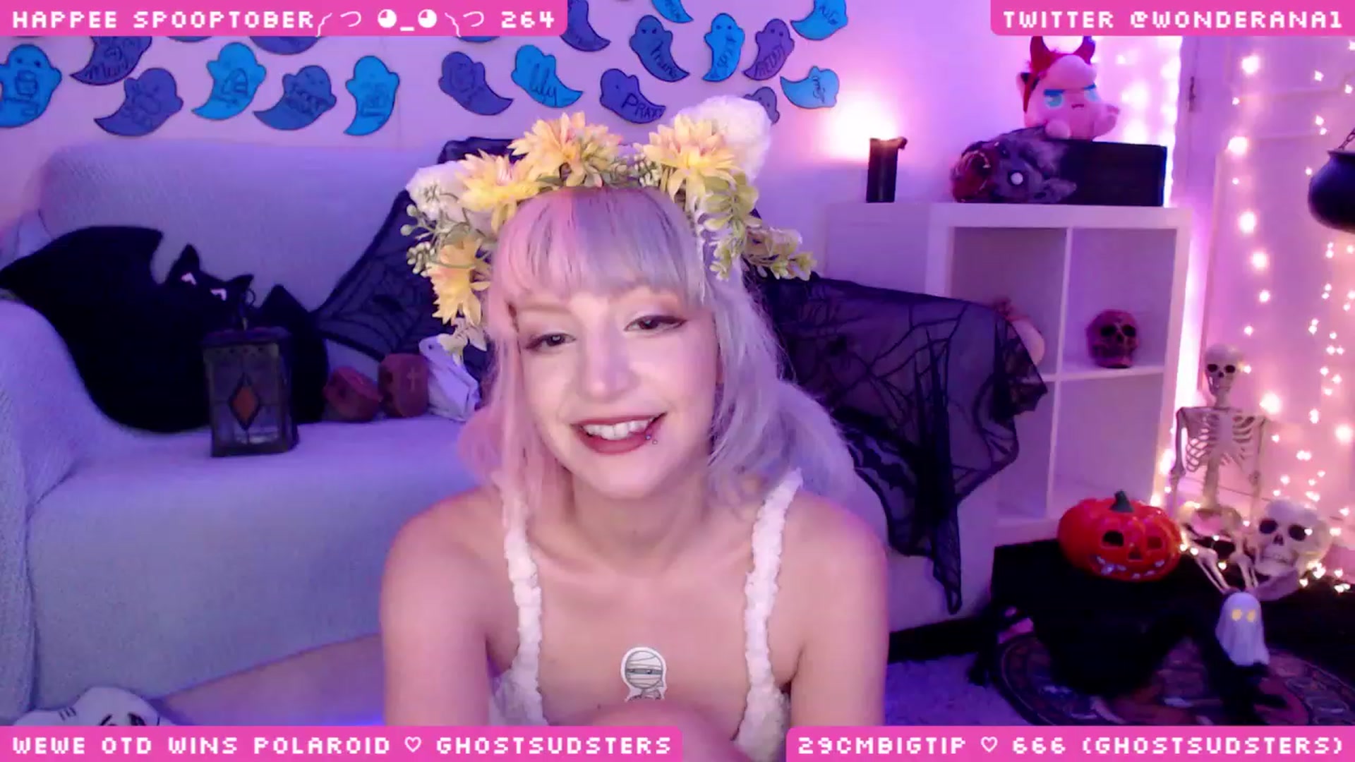Gallery image thumbnail from SpoopyBish's myfreecams stream on, 10/08/2023, 02:50 image 2 of 20