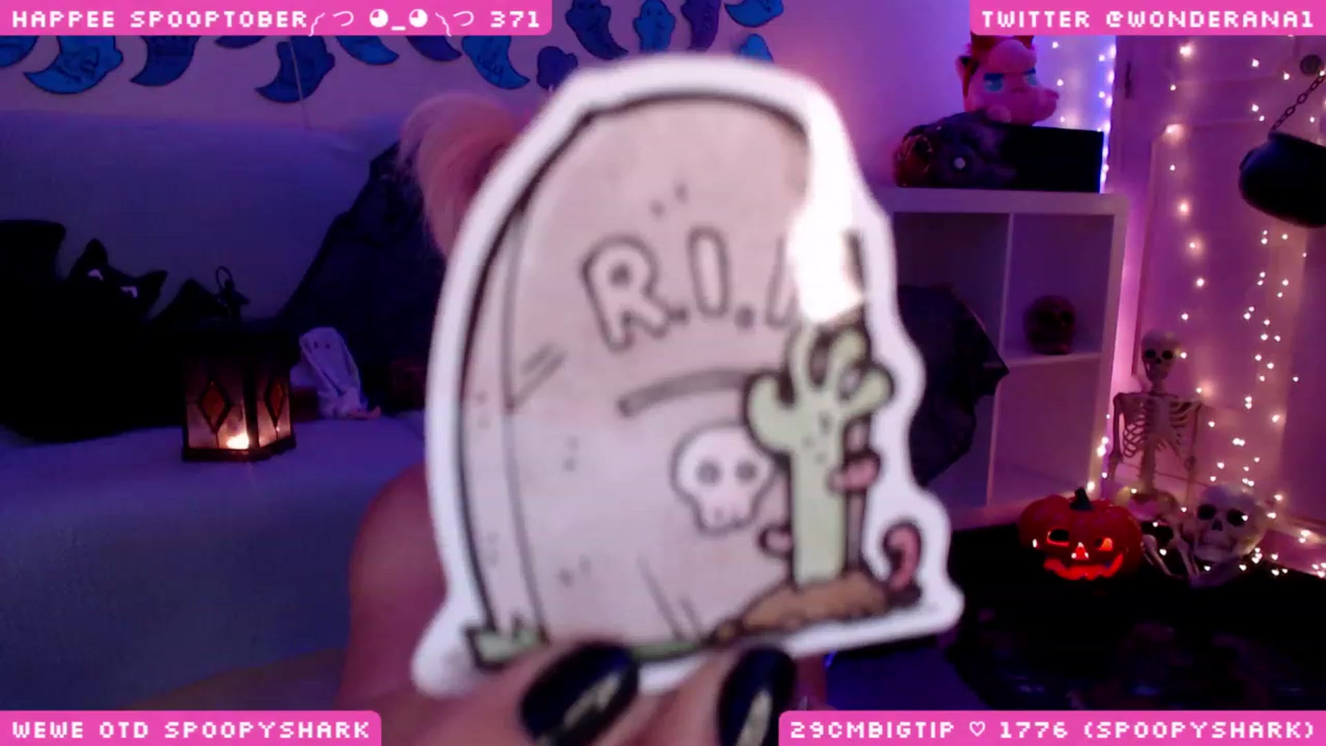 Gallery image thumbnail from SpoopyBish's myfreecams stream on, 10/13/2023, 02:14 image 15 of 20