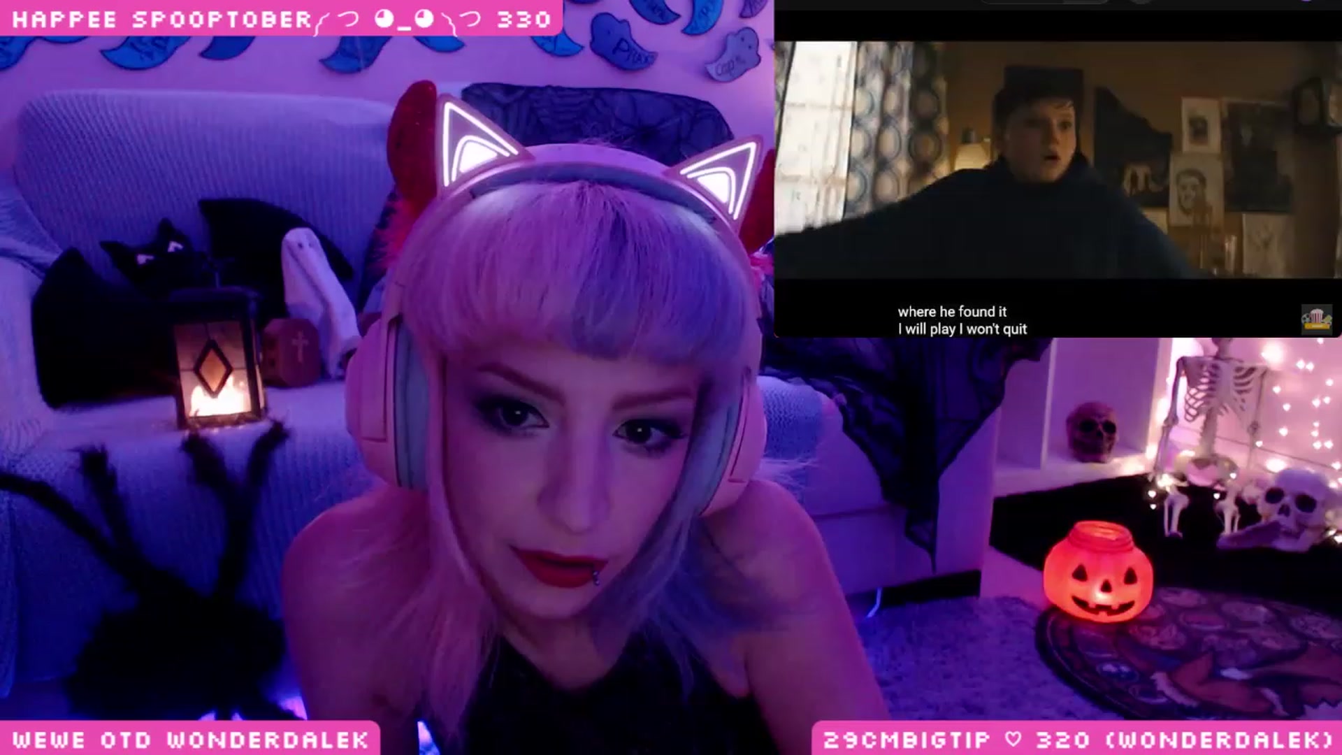 Gallery image thumbnail from SpoopyBish's myfreecams stream on, 10/16/2023, 24:45 image 18 of 20
