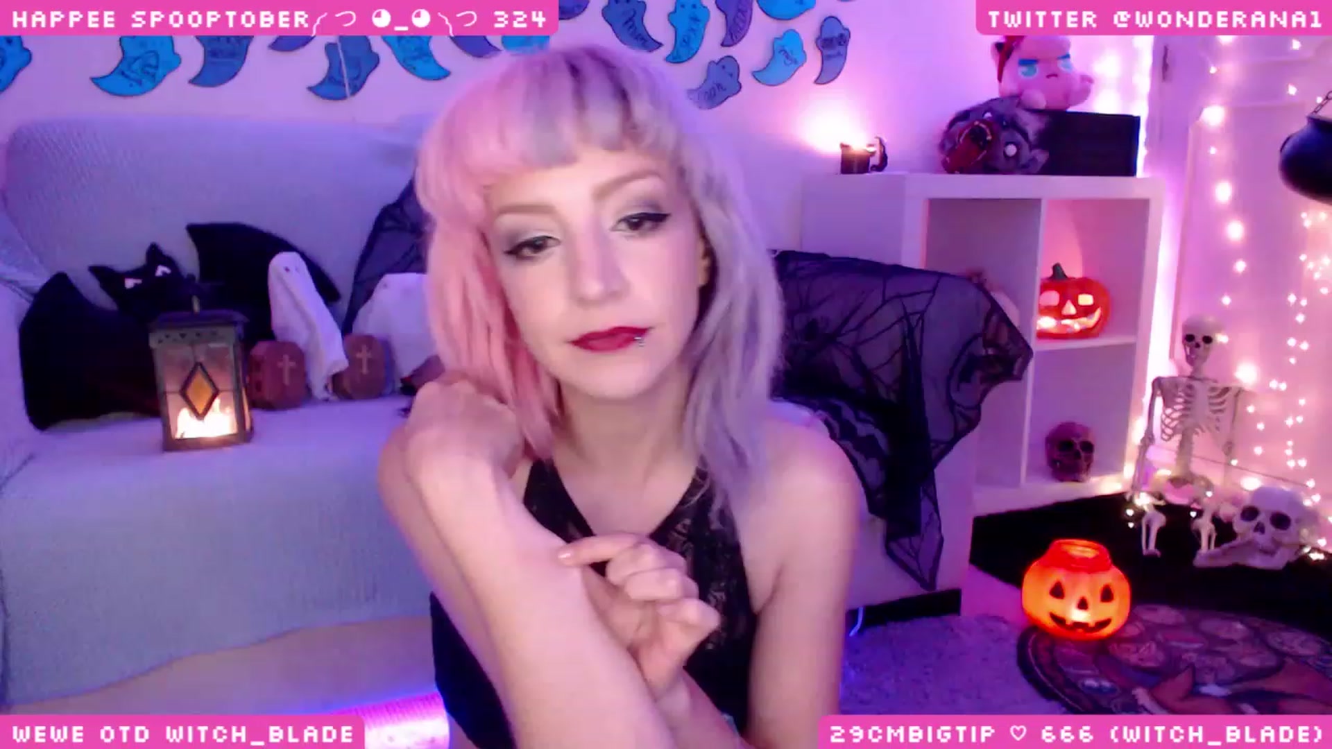 Gallery image thumbnail from SpoopyBish's myfreecams stream on, 10/16/2023, 02:31 image 5 of 20