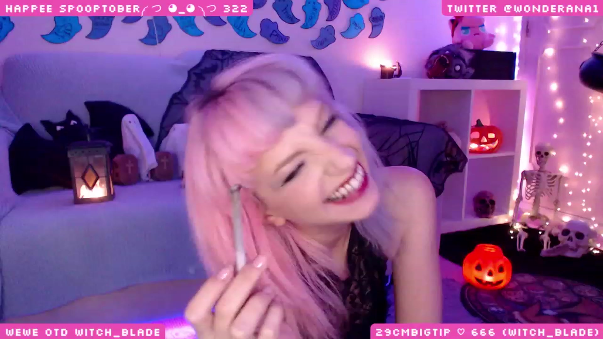 Gallery image thumbnail from SpoopyBish's myfreecams stream on, 10/16/2023, 02:31 image 10 of 20
