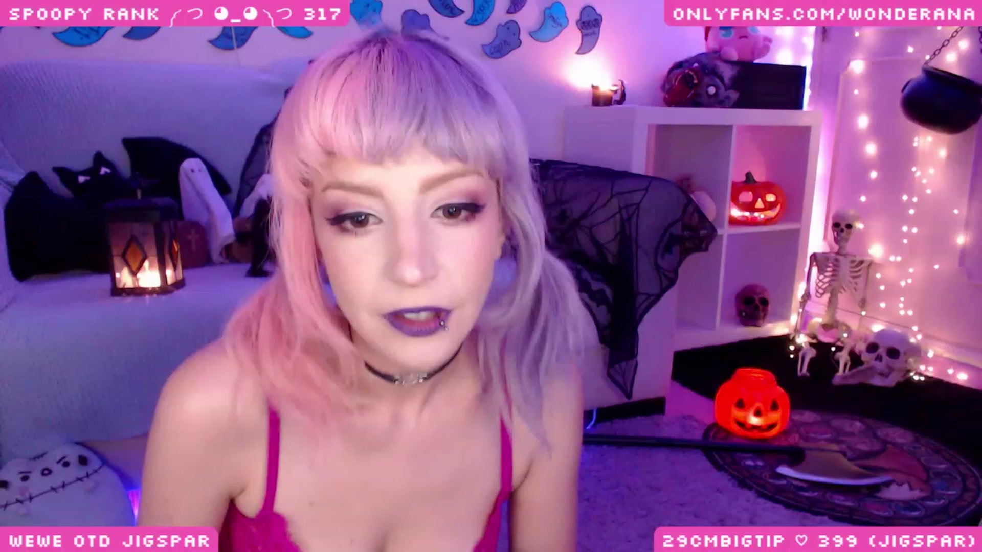 Gallery image thumbnail from SpoopyBish's myfreecams stream on, 10/16/2023, 23:57 image 13 of 20