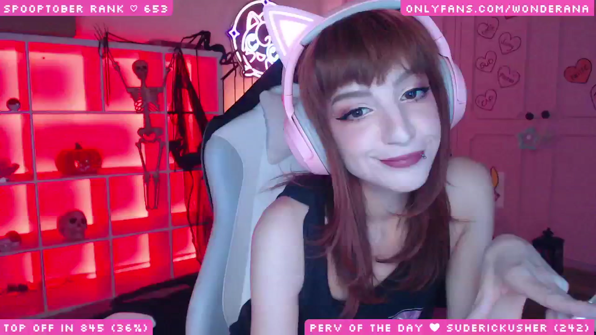 Gallery image thumbnail from SpoopyBish's myfreecams stream on, 10/13/2025, 24:02 image 14 of 20