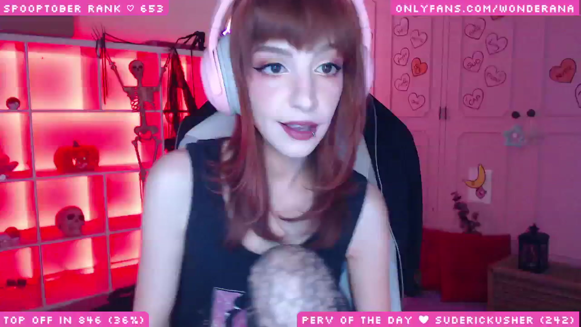 Gallery image thumbnail from SpoopyBish's myfreecams stream on, 10/13/2025, 24:02 image 7 of 20