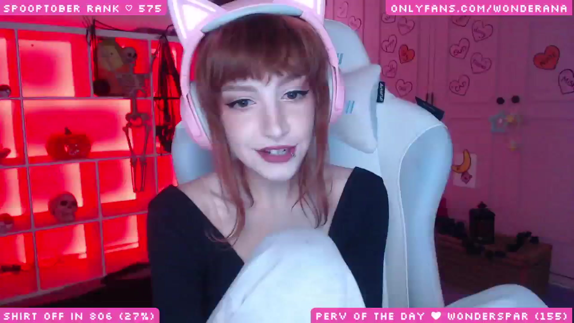 Gallery image thumbnail from SpoopyBish's myfreecams stream on, 10/20/2025, 24:14 image 10 of 20