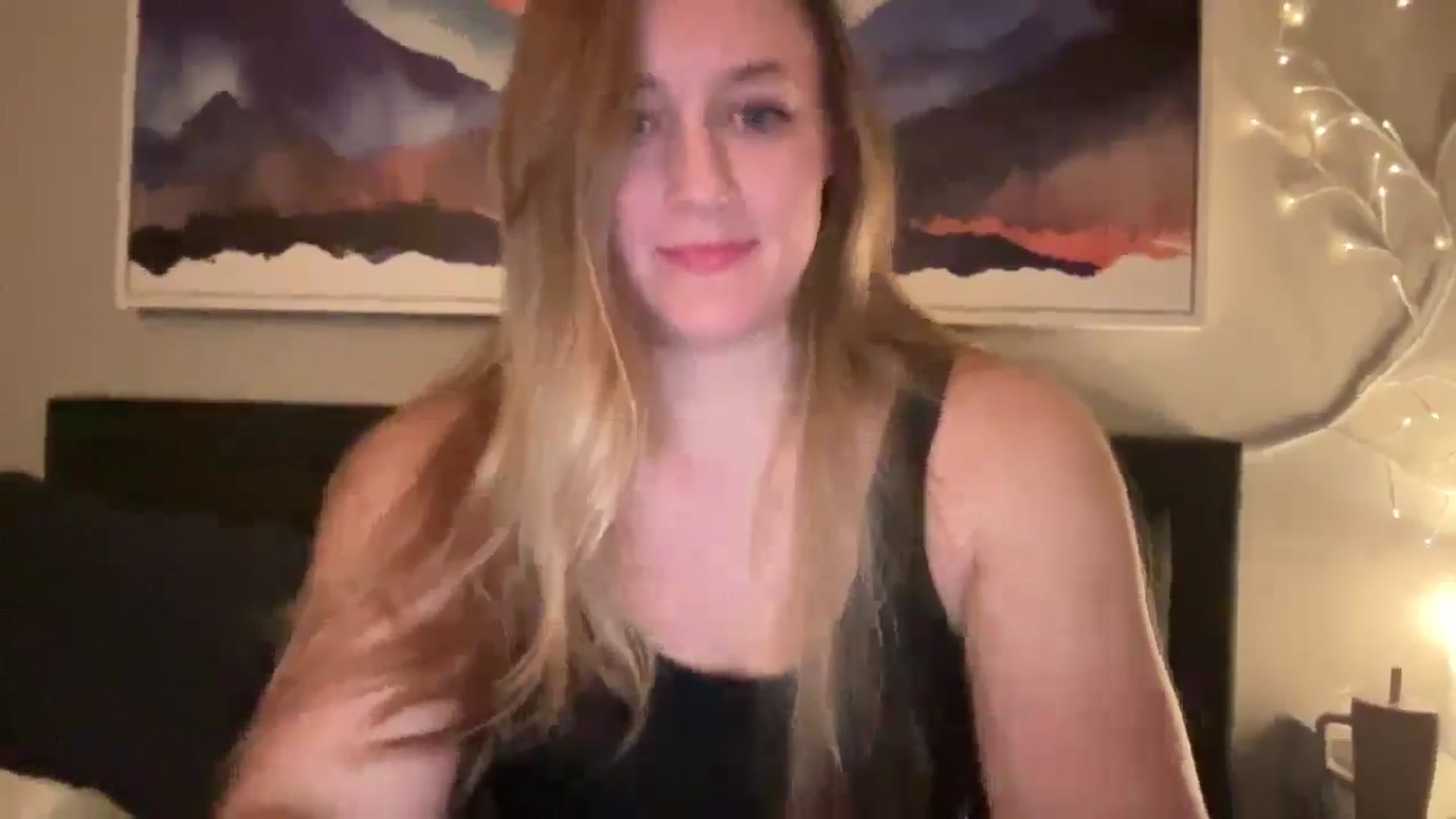 Gallery image thumbnail from SportyJules's myfreecams stream on, 04/15/2026, 05:15 image 3 of 20