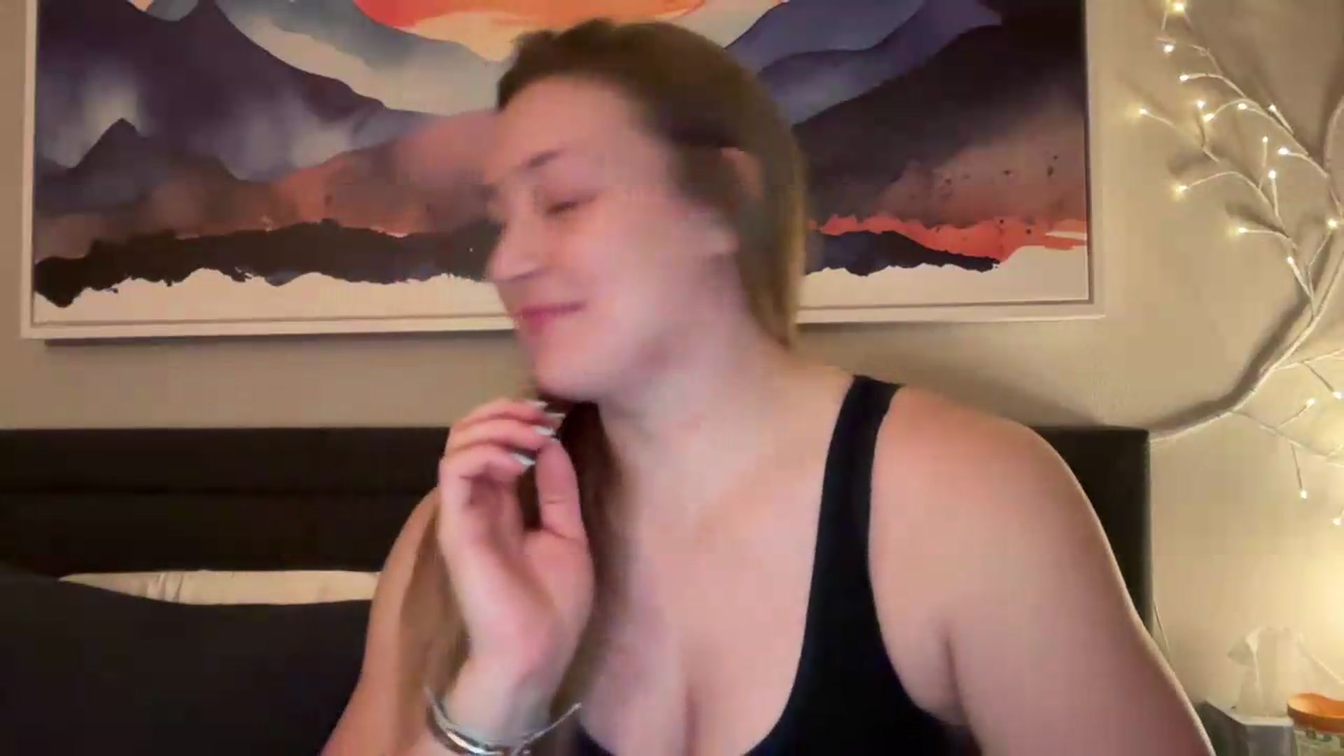 Gallery image thumbnail from SportyJules's myfreecams stream on, 05/25/2026, 03:47 image 10 of 20