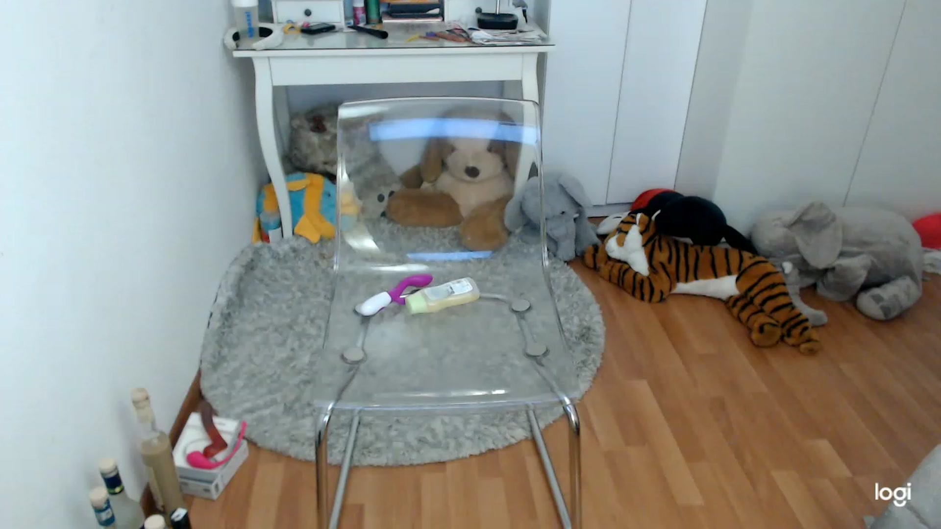 Gallery image thumbnail from SpringJewel's myfreecams stream on, 03/04/2023, 10:32 image 4 of 20