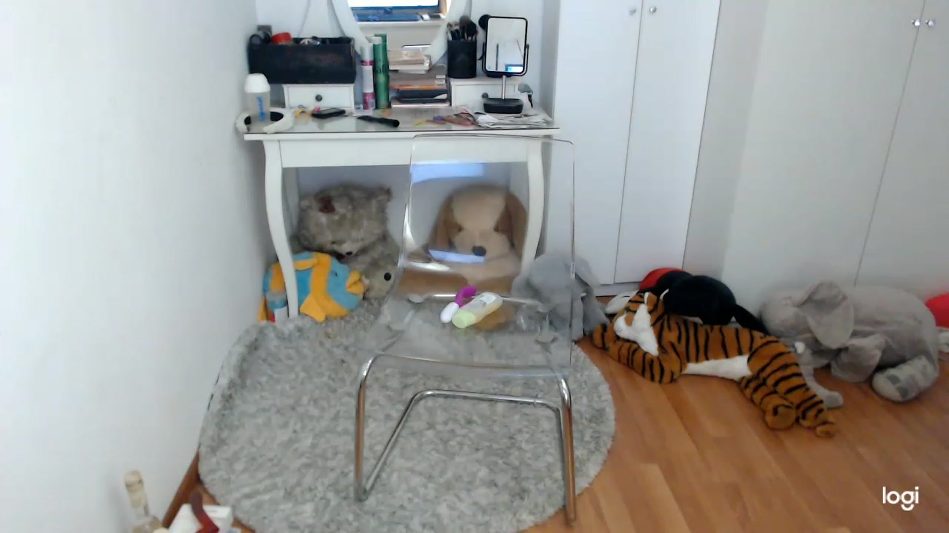 Gallery image thumbnail from SpringJewel's myfreecams stream on, 03/04/2023, 10:32 image 11 of 20