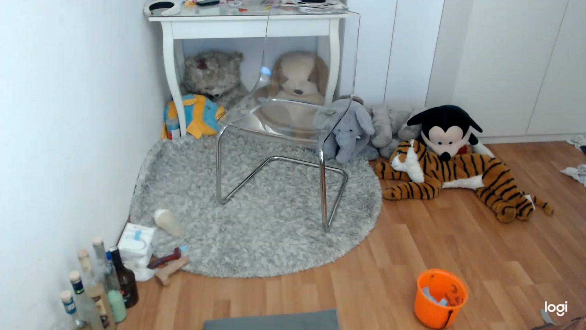 Gallery image thumbnail from SpringJewel's myfreecams stream on, 03/05/2023, 11:36 image 9 of 20
