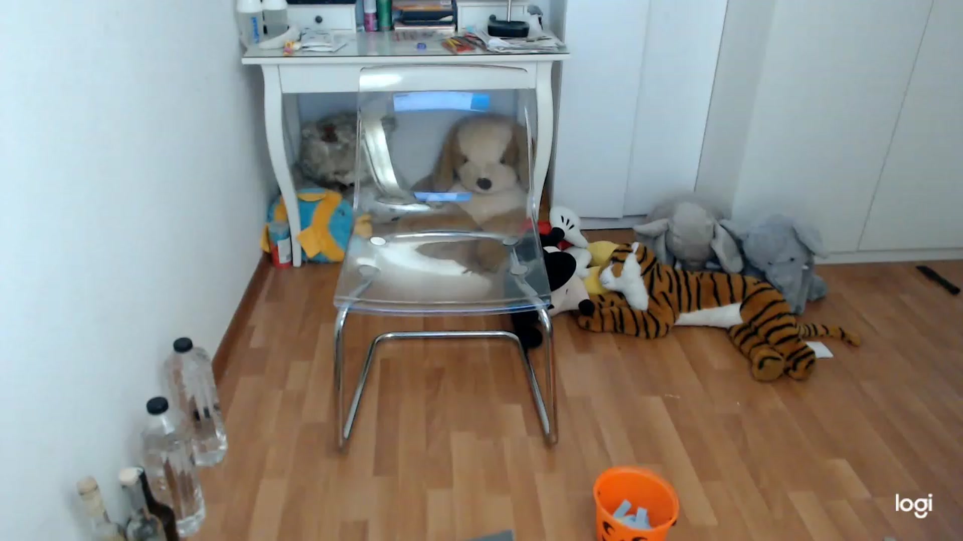 Gallery image thumbnail from SpringJewel's myfreecams stream on, 03/07/2023, 09:22 image 4 of 20