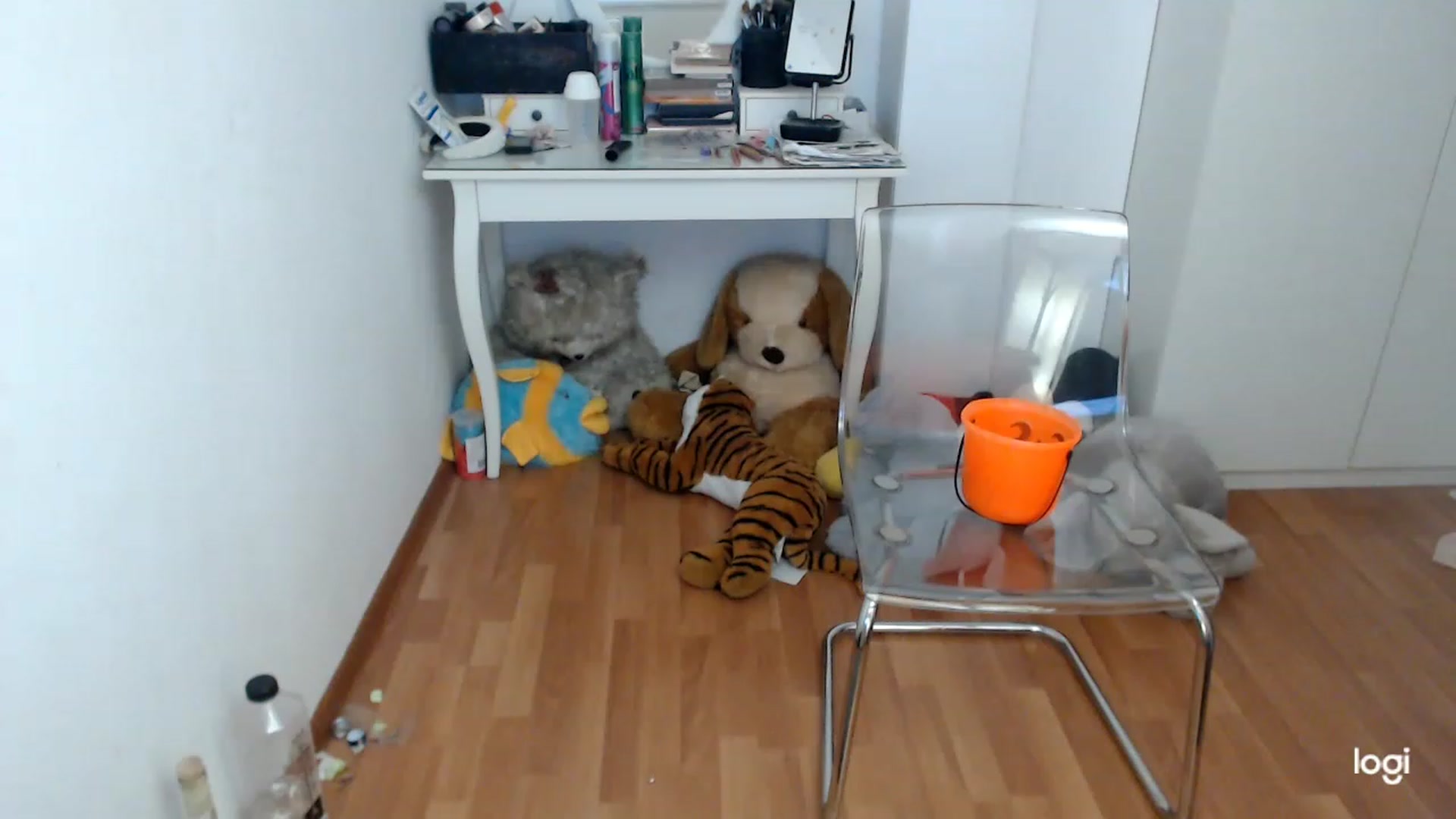 Gallery image thumbnail from SpringJewel's myfreecams stream on, 03/11/2023, 09:44 image 16 of 20