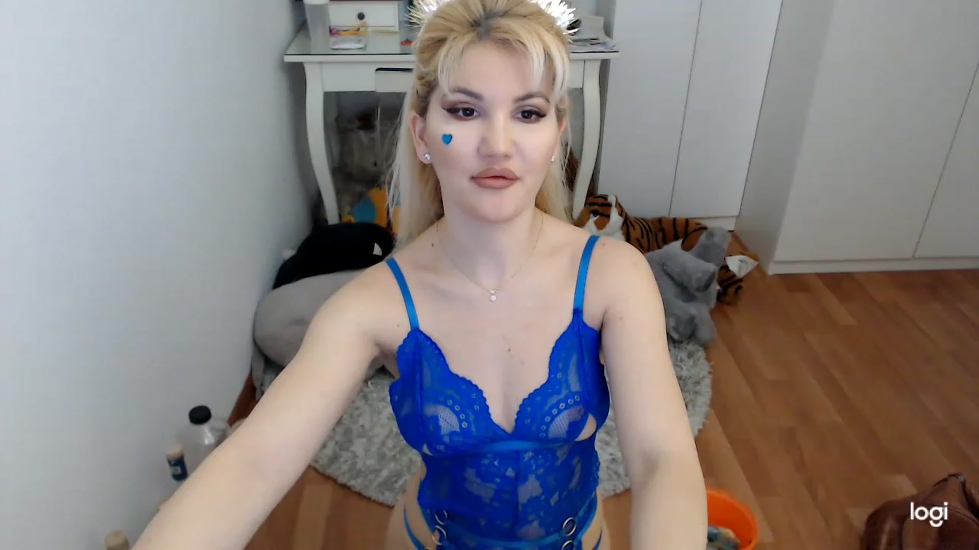 Gallery image thumbnail from SpringJewel's myfreecams stream on, 03/18/2023, 08:26 image 1 of 20