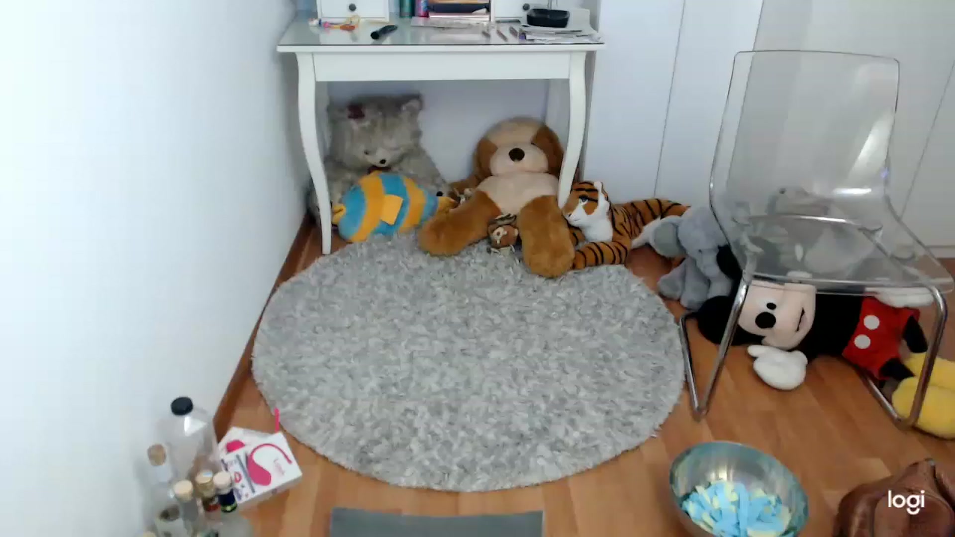 Gallery image thumbnail from SpringJewel's myfreecams stream on, 03/19/2023, 10:58 image 2 of 20